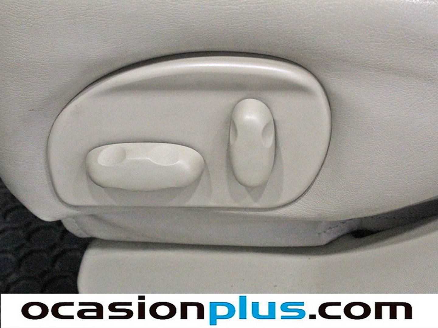 Cadillac SRX Cadillac SRX 4.6 V8 Sport Luxury AUTO (325 CV) 7 PLAZAS de segunda mano
