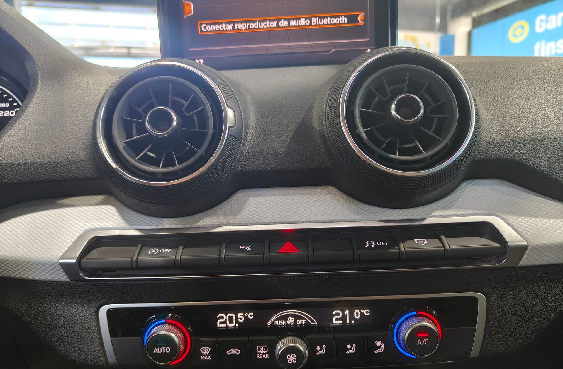 Audi Q2 design 30 TDI - foto 31