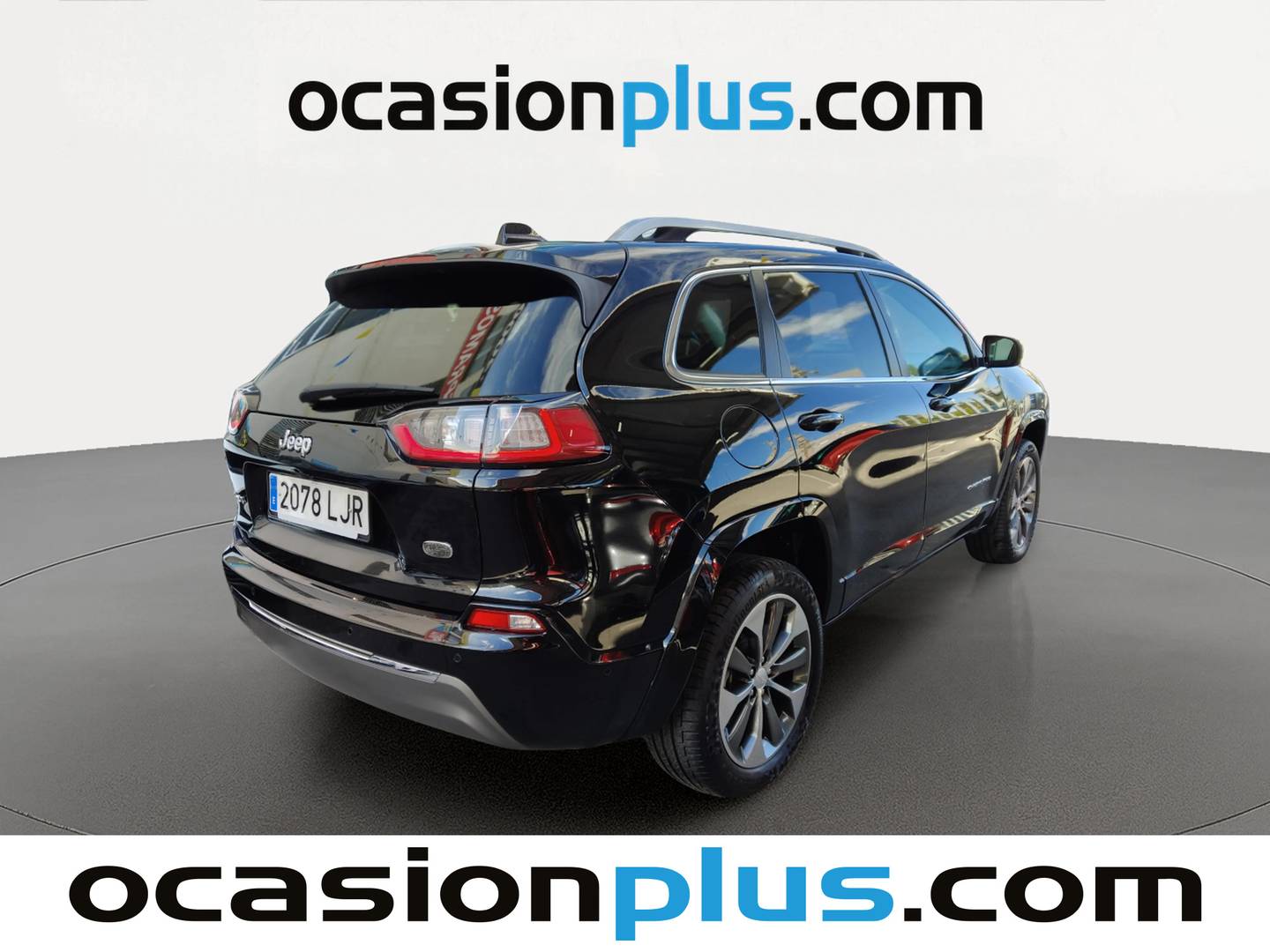 Foto trasera Jeep Cherokee Jeep Cherokee 2.2 CRD Overland 4WD 9AT (195 CV) derecha