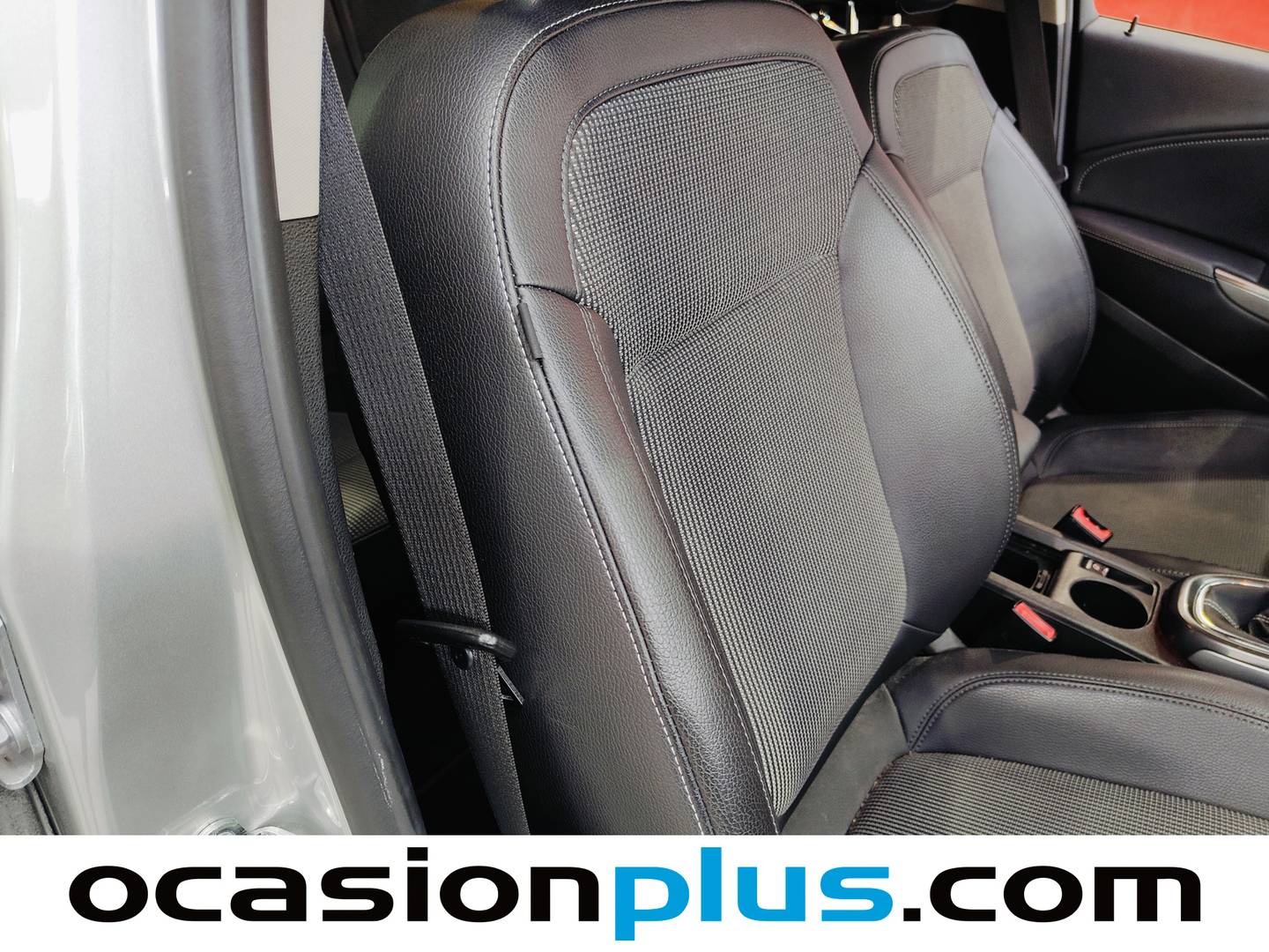 Extras y acabados del Opel Astra Opel Astra 1.6 Cosmo  (115 CV)