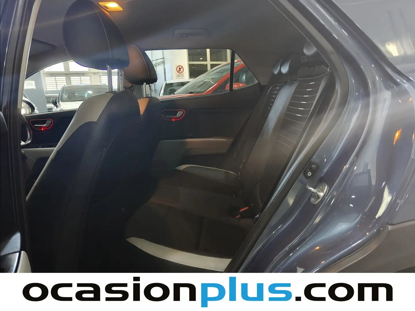 Foto KIA Stonic Kia Stonic 1.6 CRDi VGT Tech  (115 CV)