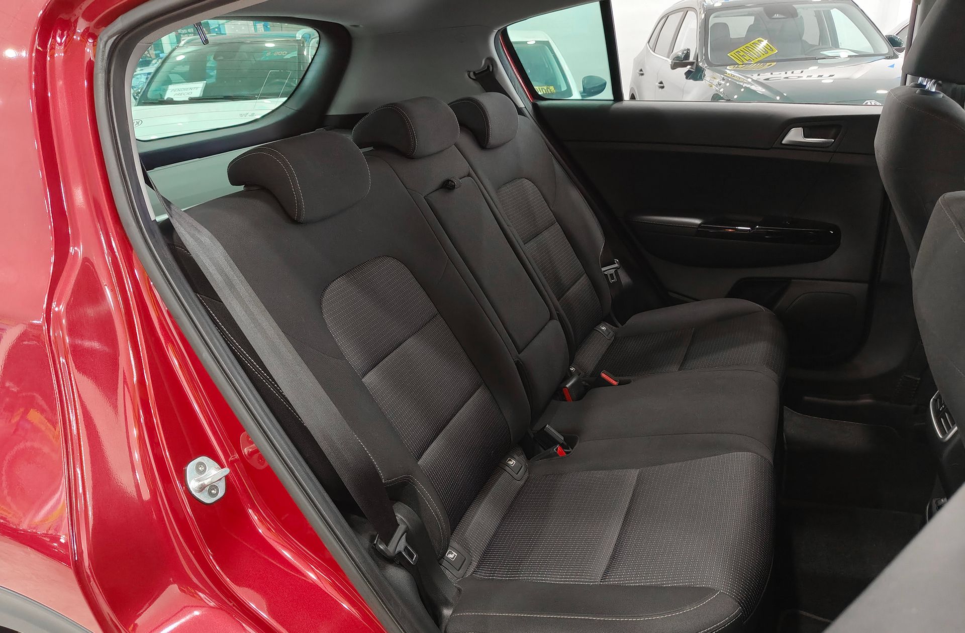 Kia Sportage 1.6 GDi Drive Plus 4x2 - foto 18