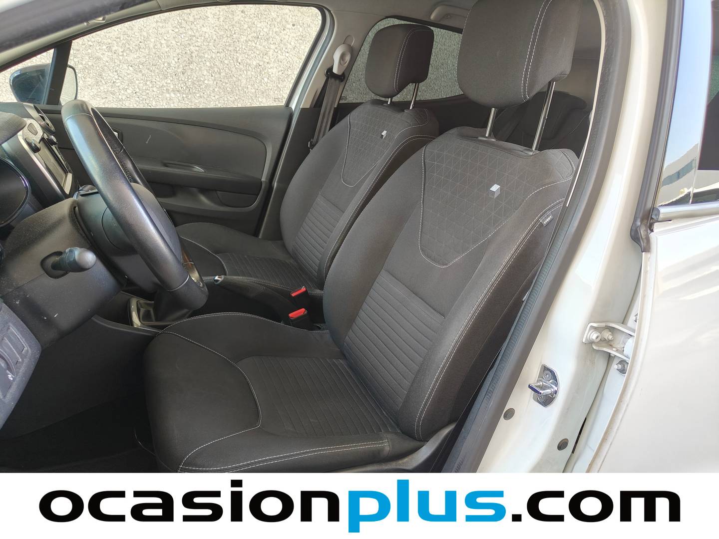Foto asientos delanteros Renault Clio Renault Clio Clio Limited 1.2 16v (75 CV)