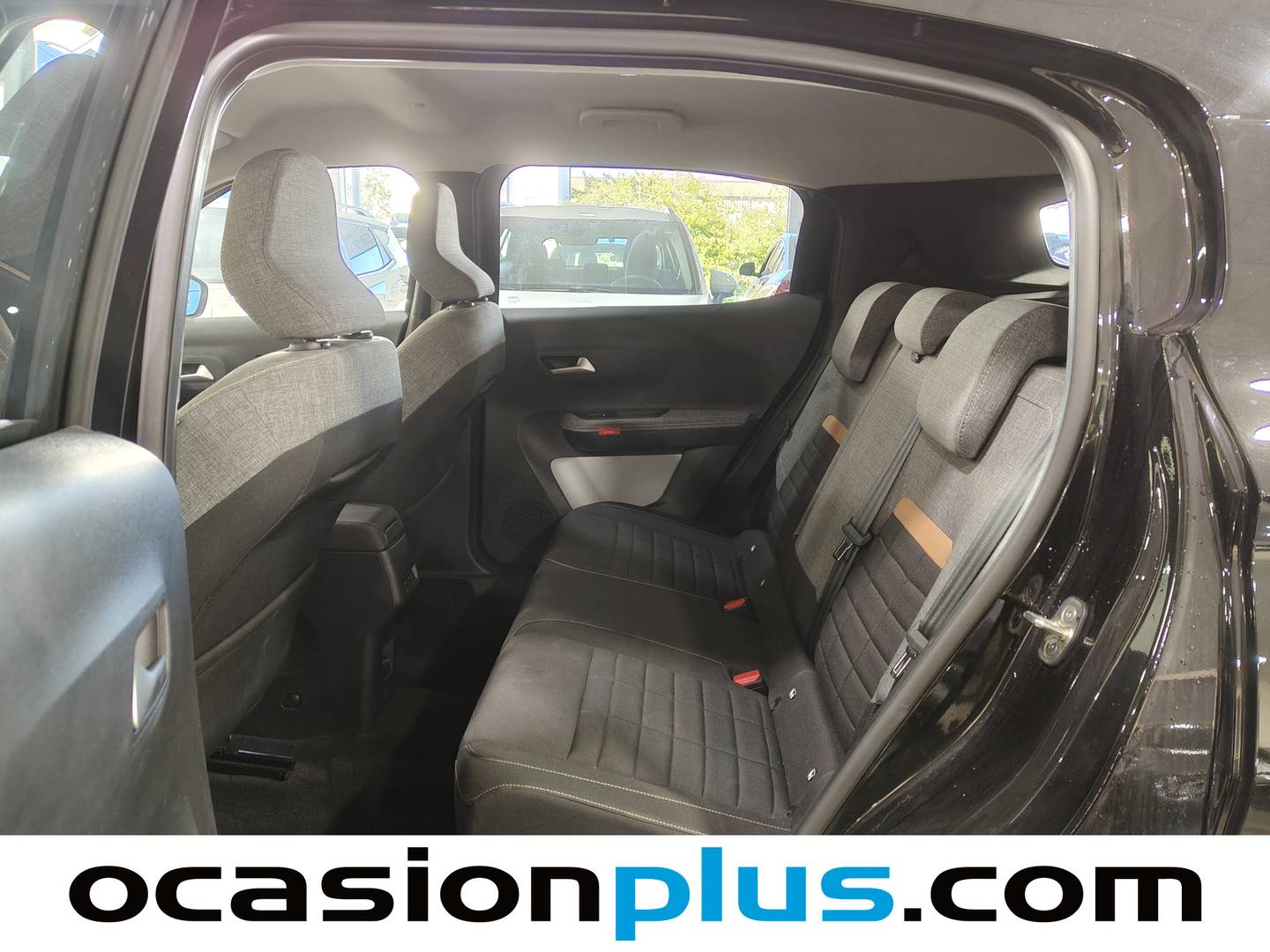 Foto asientos traseros Citroën C3 Aircross Citroën C3 Aircross Hybrid 145 Plus e-DCS6 (145 CV)