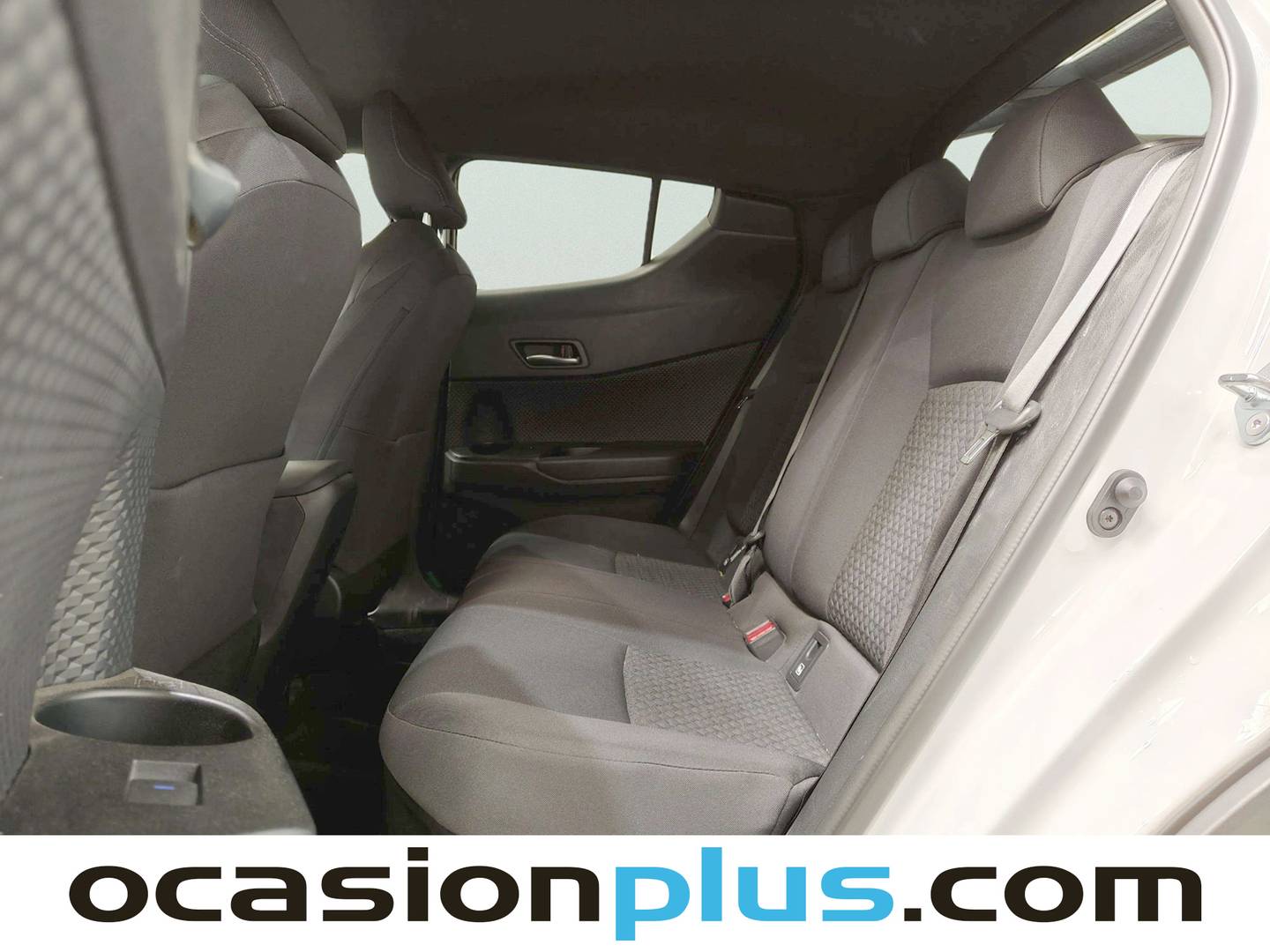 Foto asientos traseros Toyota C-HR Toyota C-HR 180H Advance (184 CV)