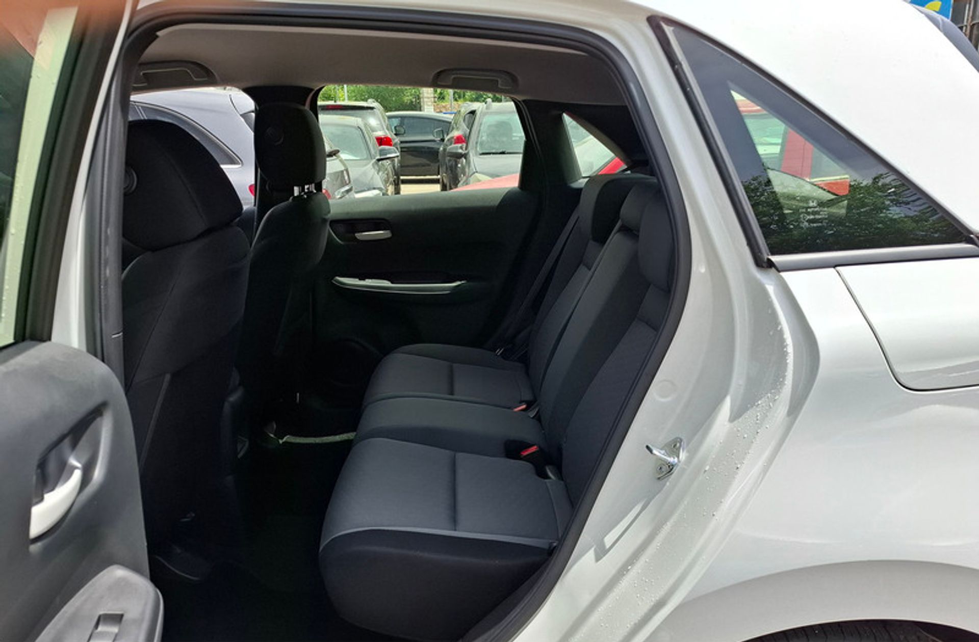 Honda Jazz 1.5 i-MMD Comfort - foto 12