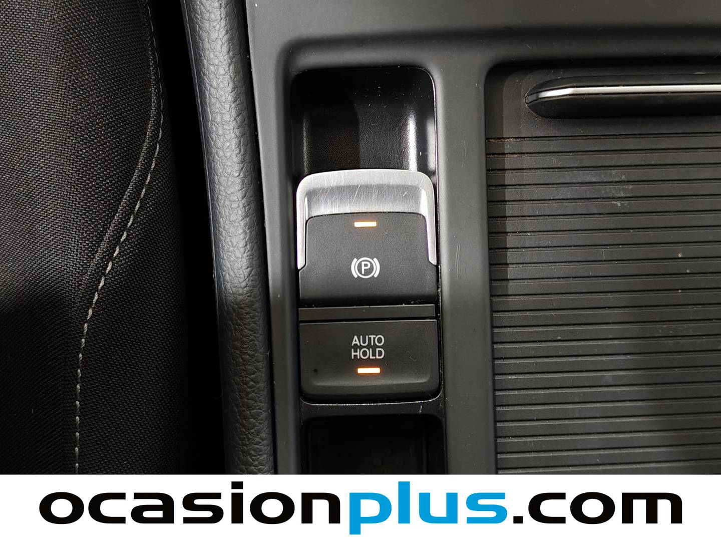 Foto Volkswagen Golf Volkswagen Golf Business 1.6 TDI BMT (110 CV)