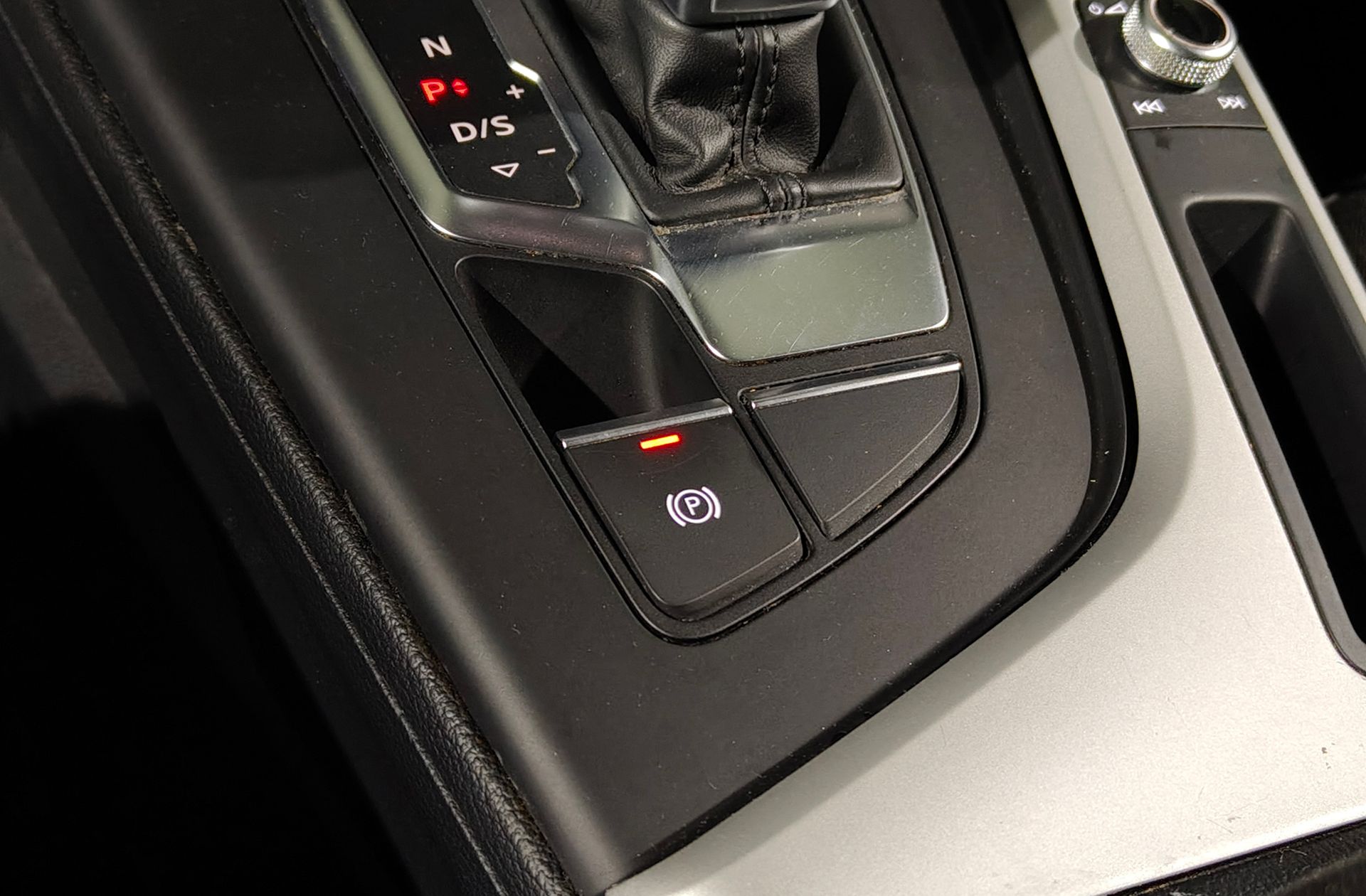 Audi A4 Avant Advanced 35 TFSI S tronic - foto 37