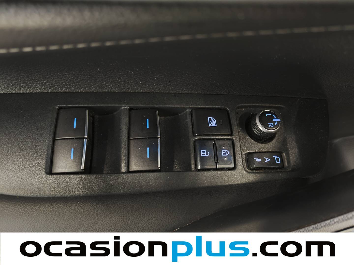 Toyota Corolla Toyota Corolla 1.8 125 Híbrido Feel! E-CVT (122 CV) de segunda mano