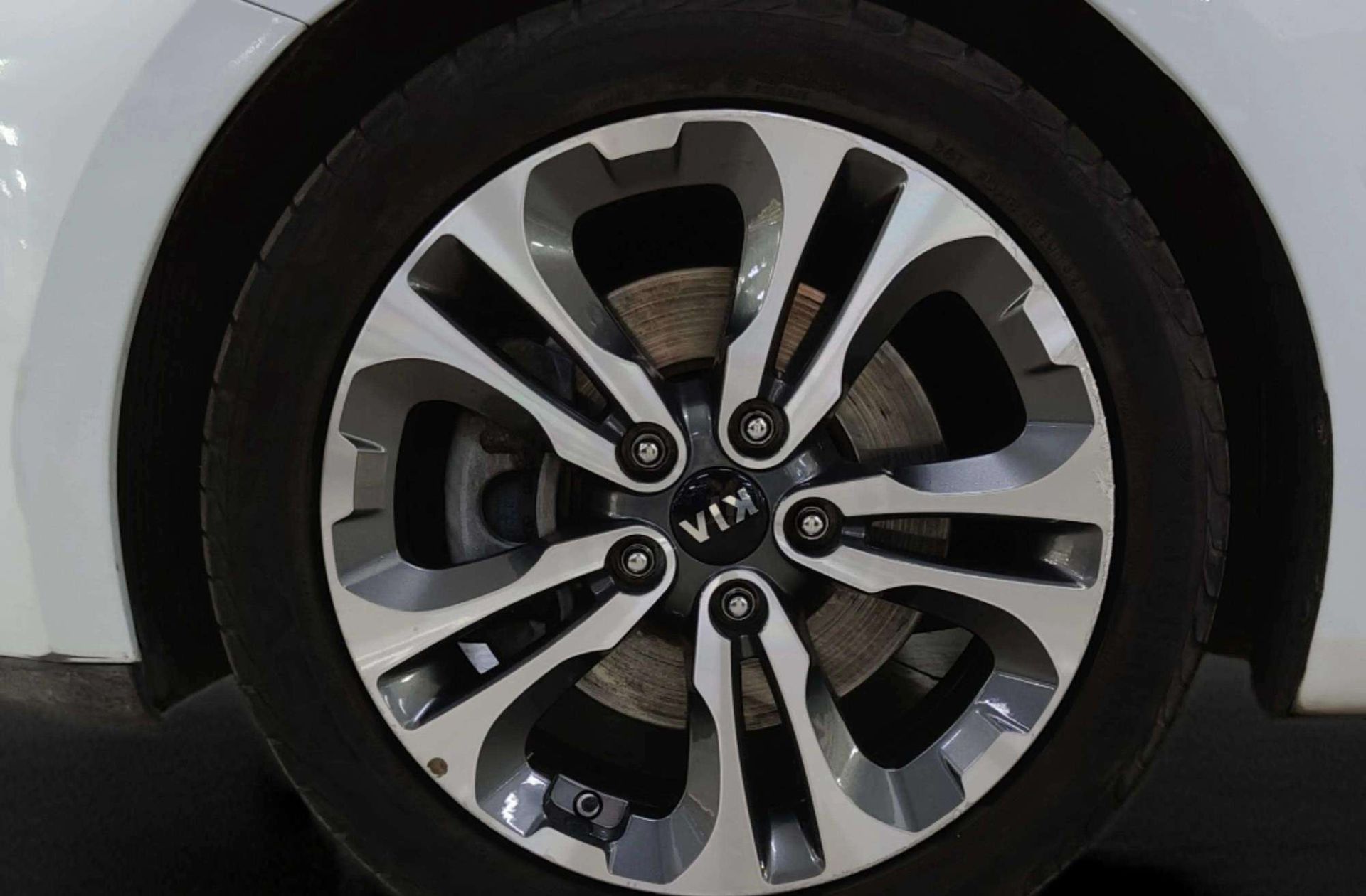Kia Ceed 1.6 CRDi VGT Emotion - foto 38