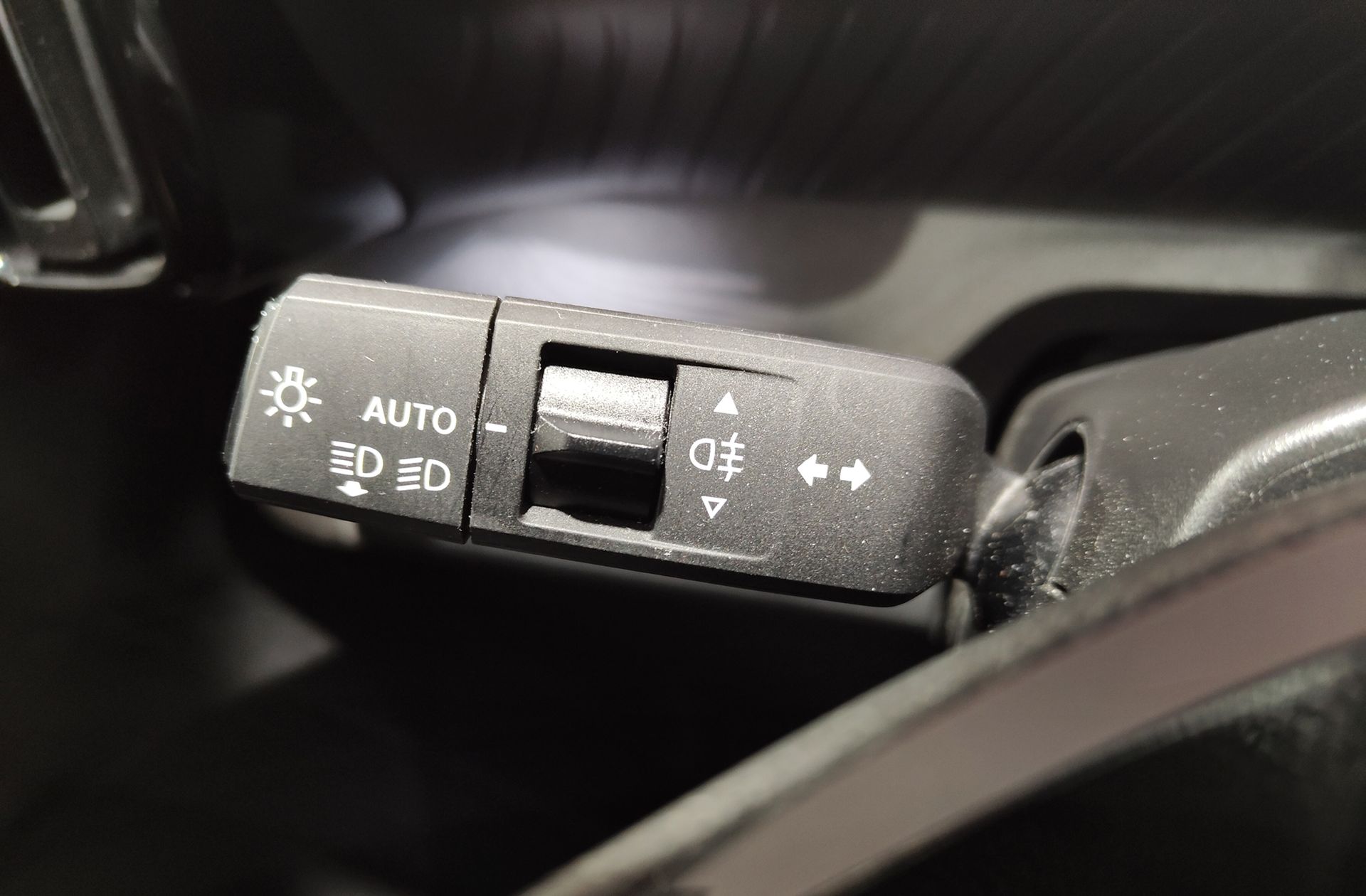 Citroën C3 Aircross Hybrid 145 Plus e-DCS6 - foto 23