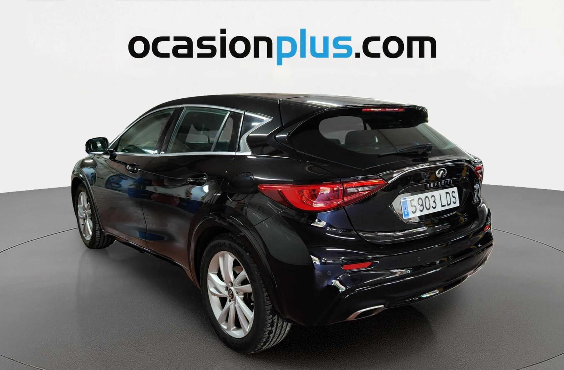 Infiniti Q30 1.6T Premium - foto 3