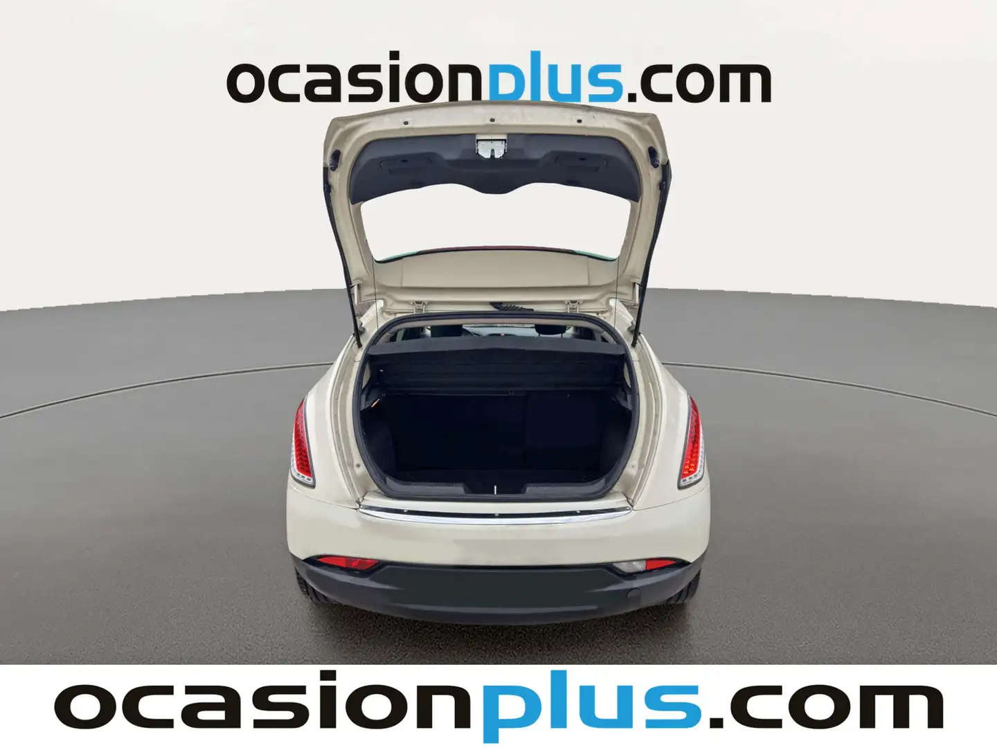 Foto Lancia Delta Lancia Delta 2.0 Multijet DPF Oro (165 CV)