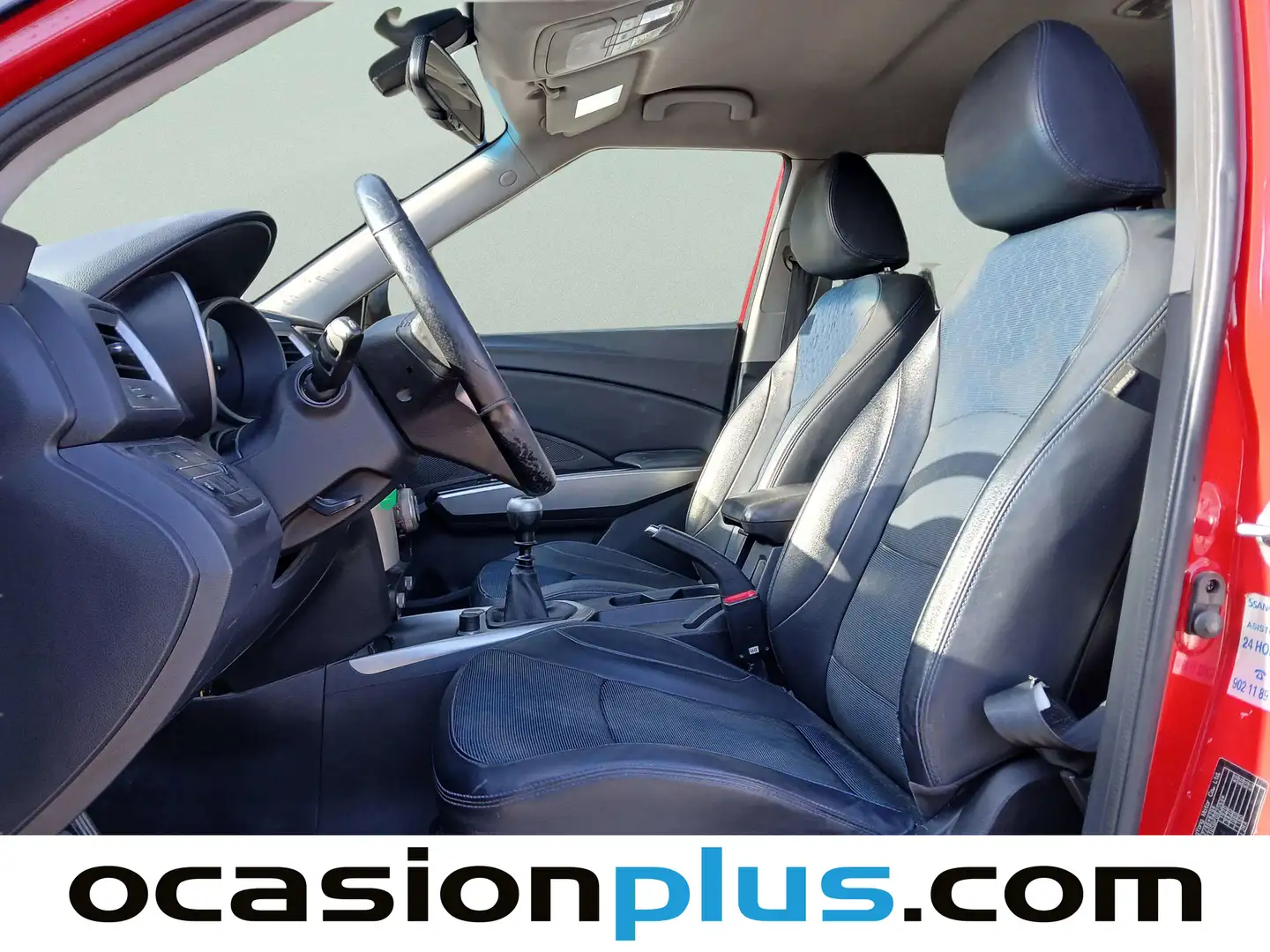 Foto SsangYong Tivoli Ssangyong Tivoli D16T Limited 4x2 (115 CV)