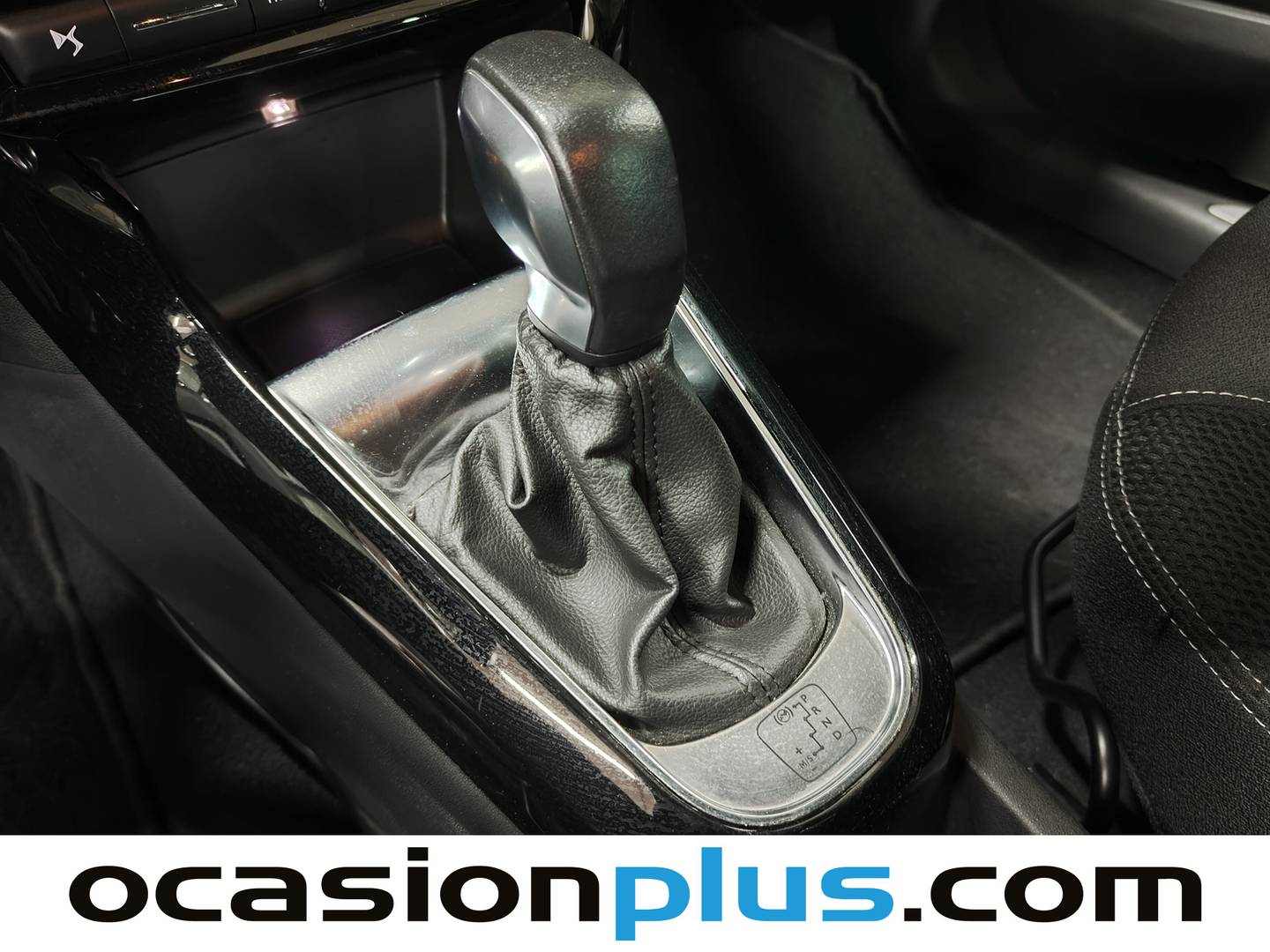 DS DS 3 DS DS3 1.2 PureTech EAT6 So Chic (110 CV) de segunda mano