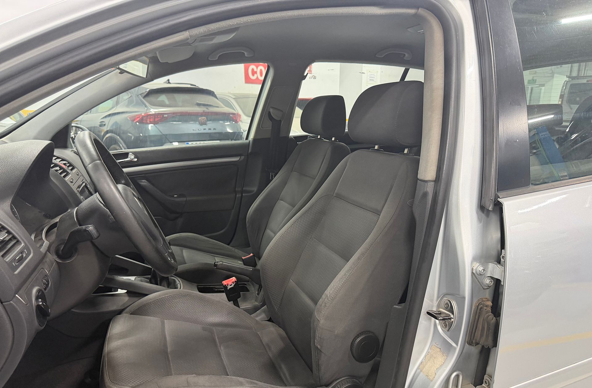 Volkswagen Golf Sportline 1.6 FSI - foto 8