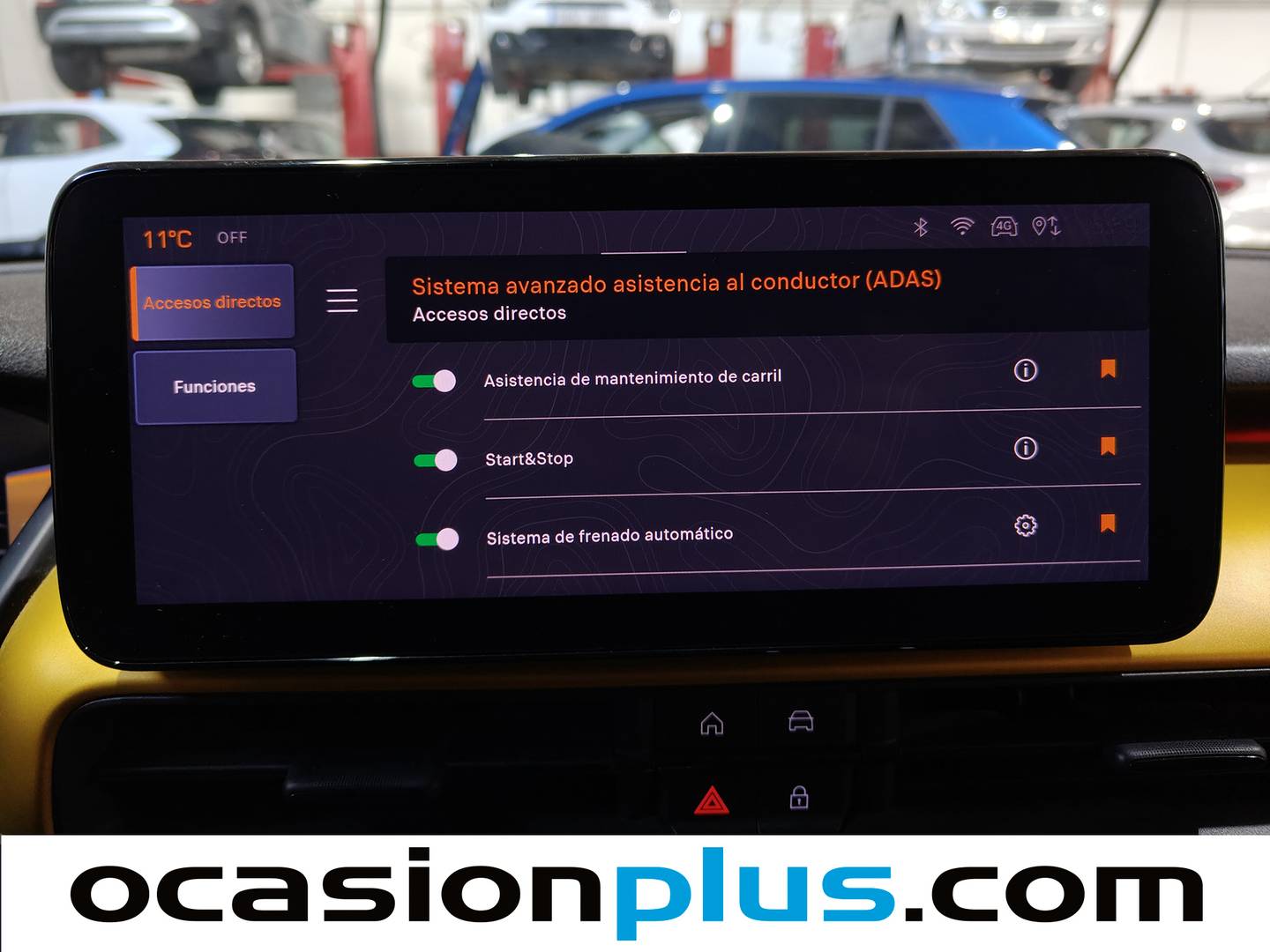 Foto Jeep Avenger Jeep Avenger 1.2 G Summit (100 CV)