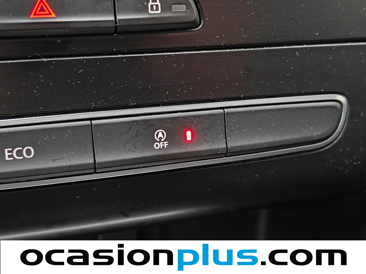 Foto Renault Mégane Renault Megane Limited TCe (140 CV) GPF