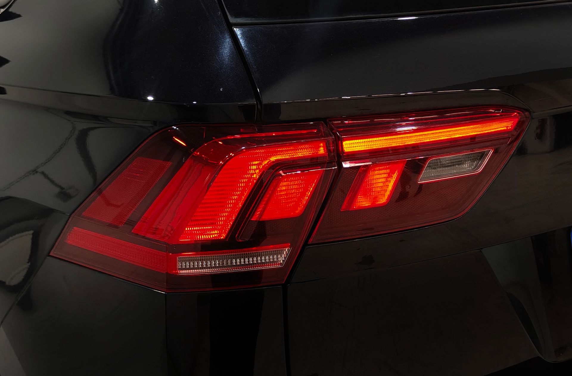 Volkswagen Tiguan Life 2.0 TDI DSG - foto 19