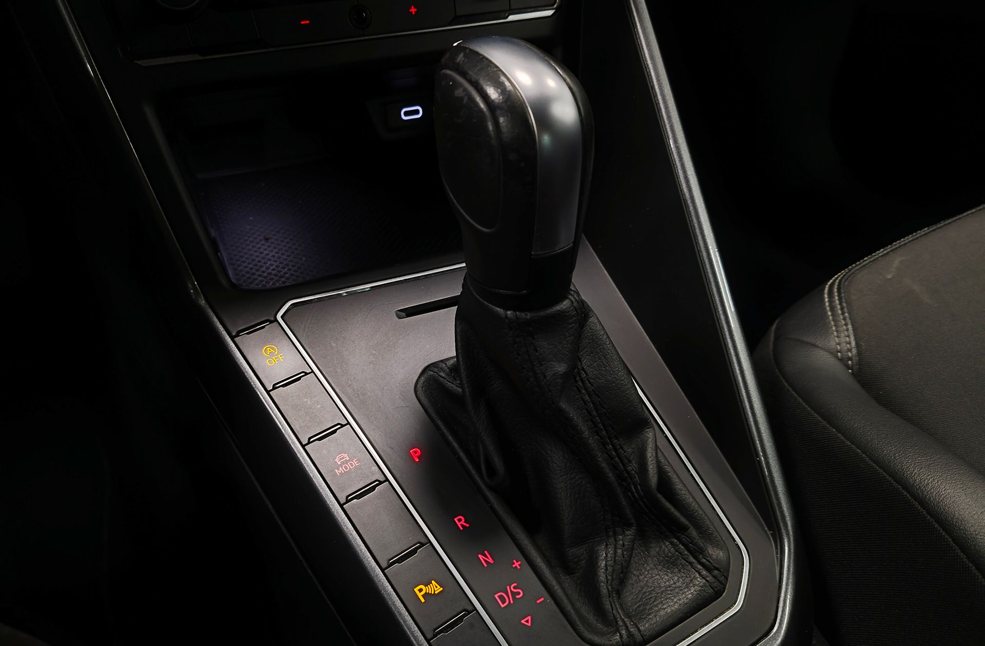 Volkswagen Polo R-Line 1.0 TSI DSG - foto 6