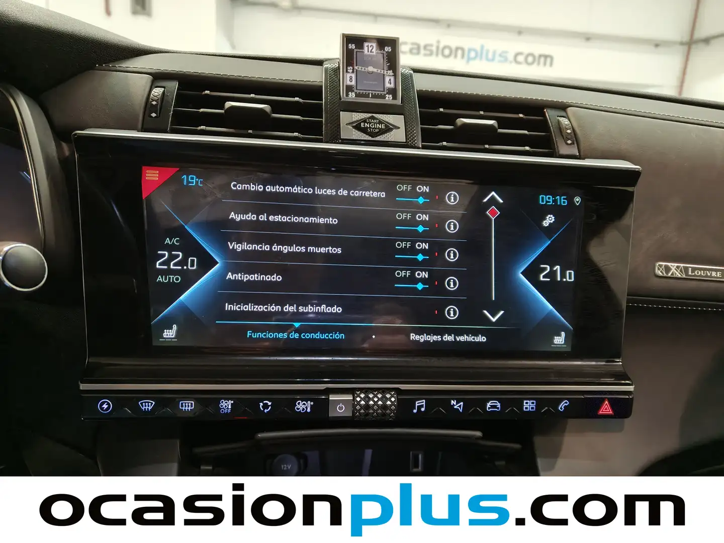 Foto DS DS 7 Crossback DS DS7 Crossback E-Tense 300 Louvre 4WD Auto (300 CV)