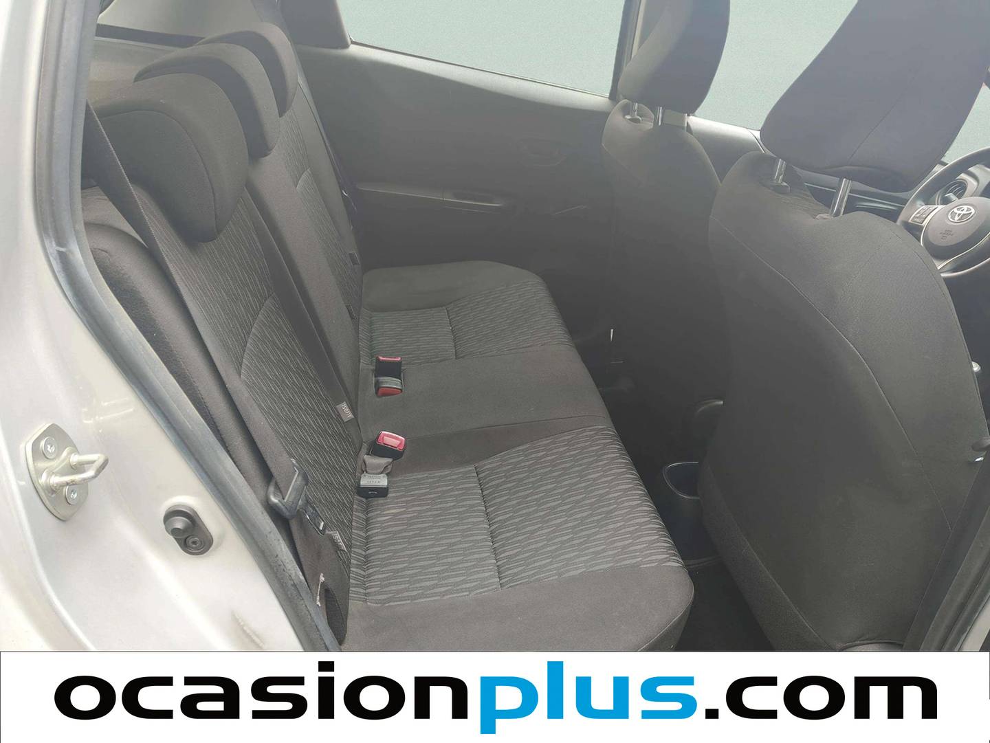 Foto asientos traseros Toyota Yaris Toyota Yaris 70 Active (69 CV)
