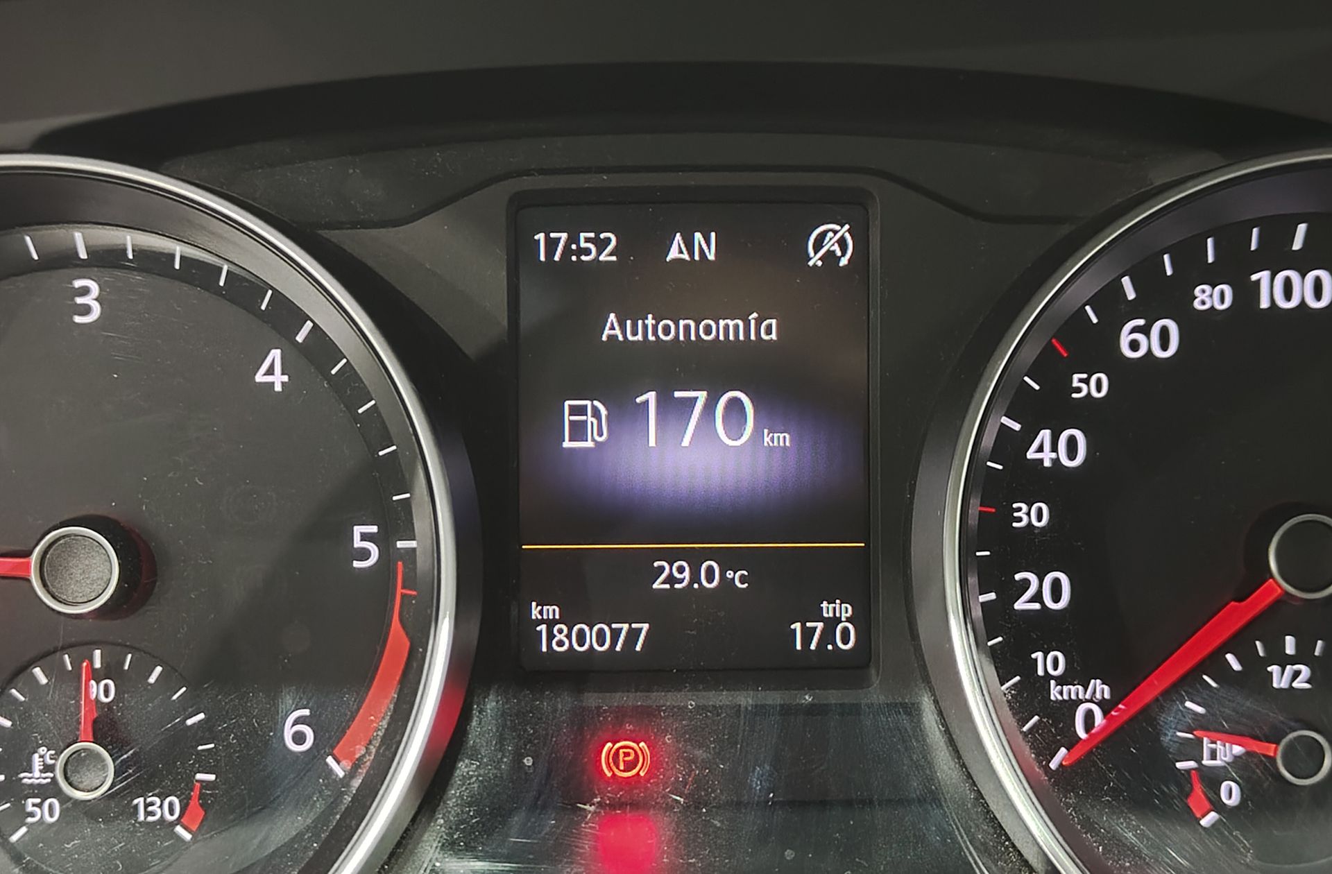 Volkswagen Passat Variant Advance 1.6 TDI BMT - foto 9