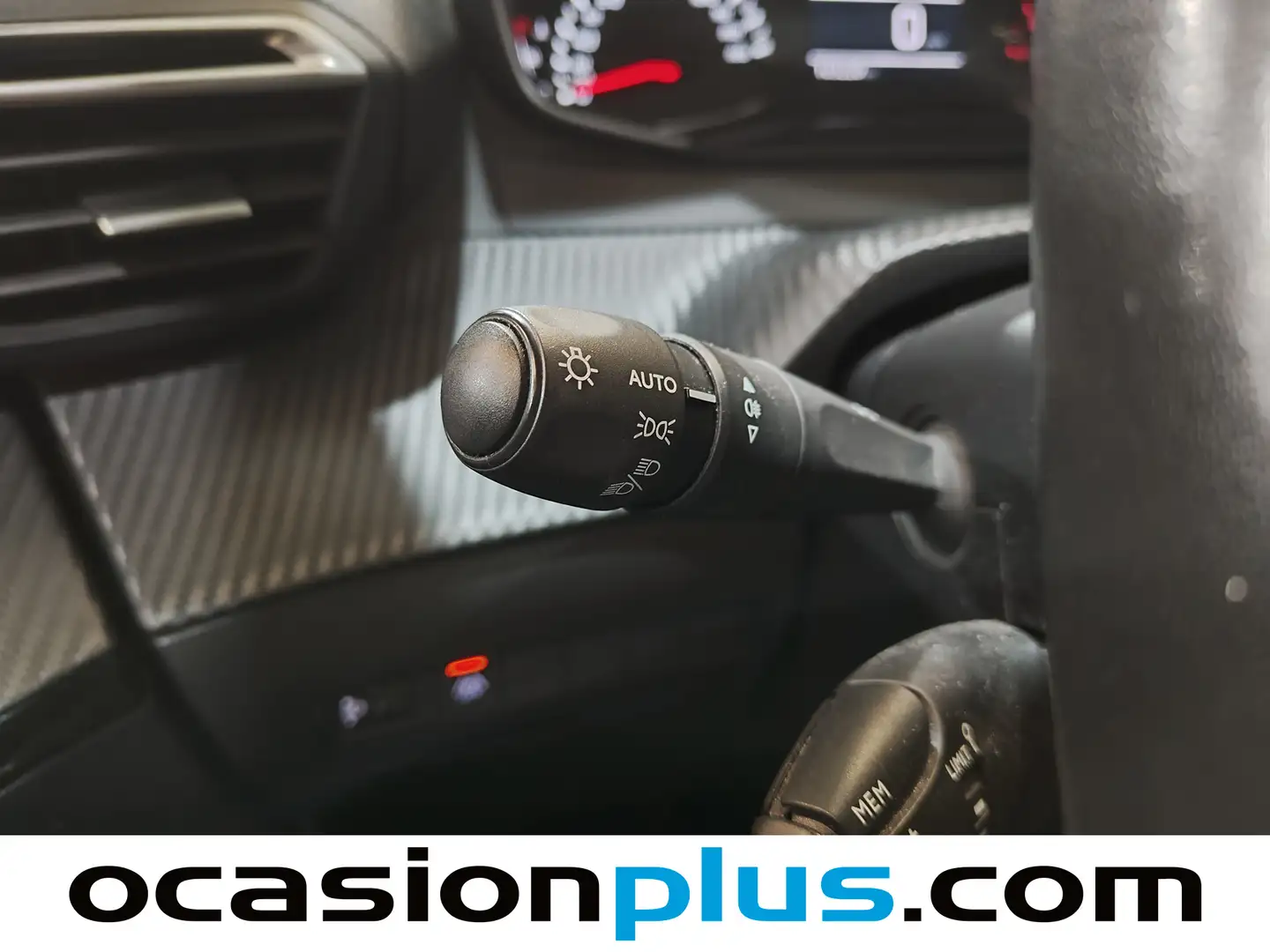 Foto Peugeot 2008 Peugeot 2008 PureTech 100 S&S Allure (100 CV)