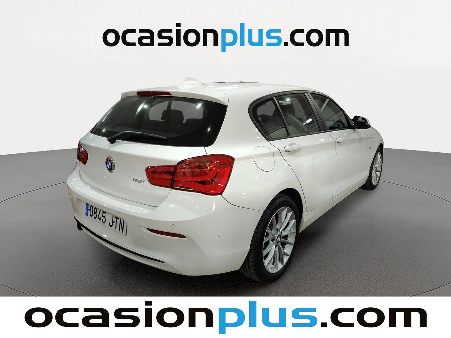 Foto trasera BMW Serie 1 BMW Serie 1 118i (136 CV) Pack Sport derecha