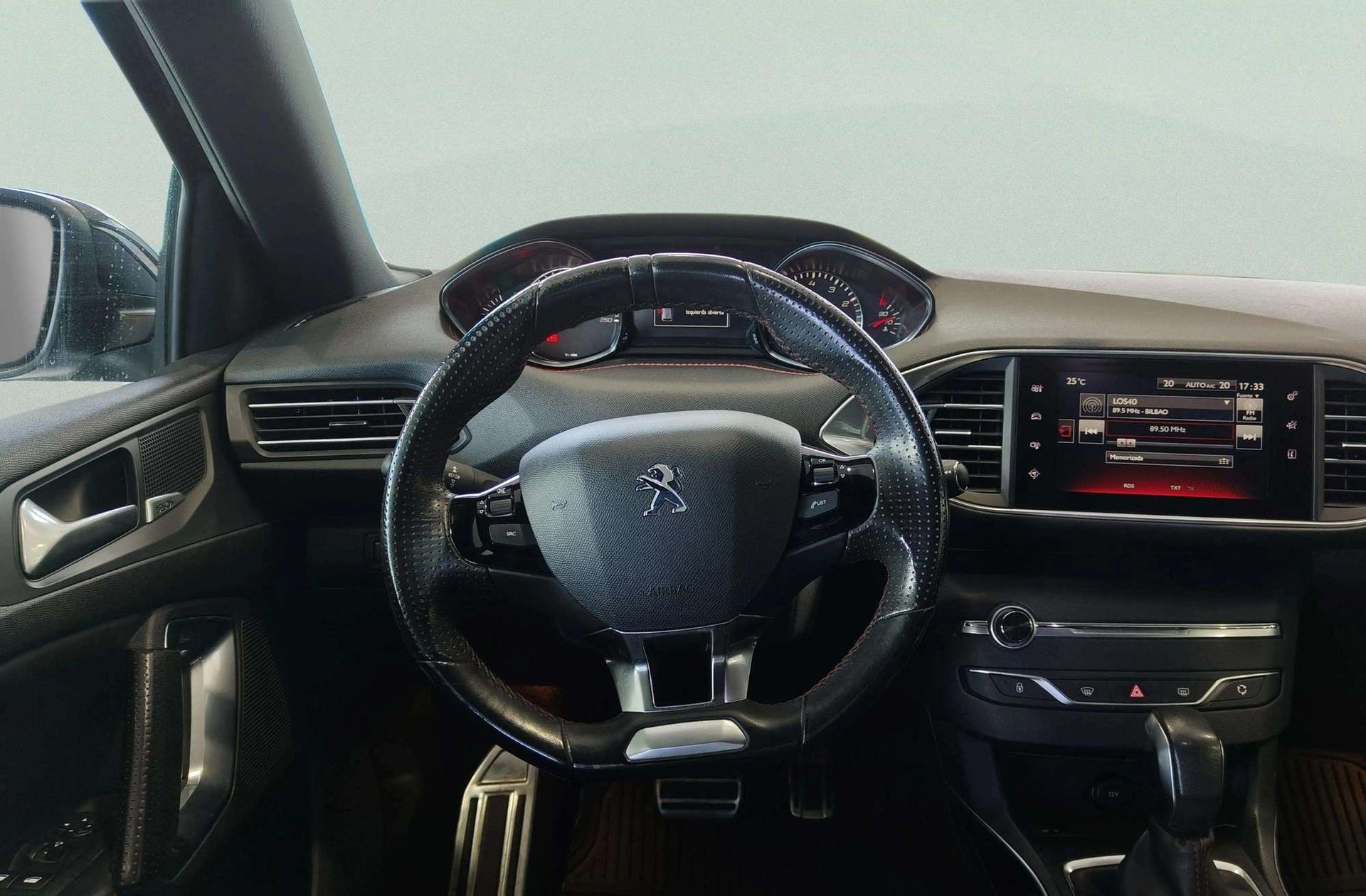 Peugeot 308 PureTech 130 GT Line EAT6 - foto 30