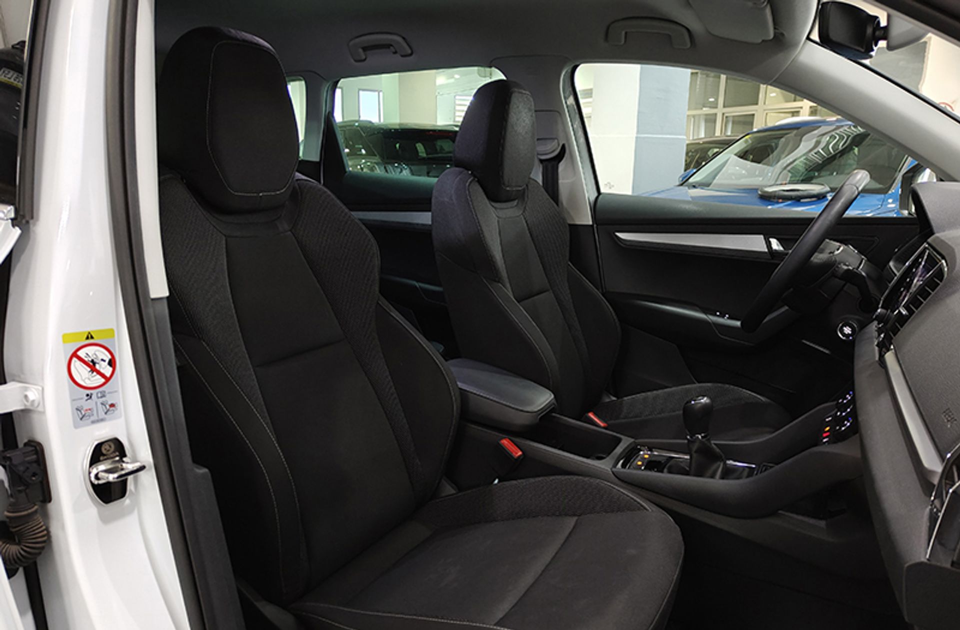 Škoda Karoq 1.0 TSI Ambition - foto 18
