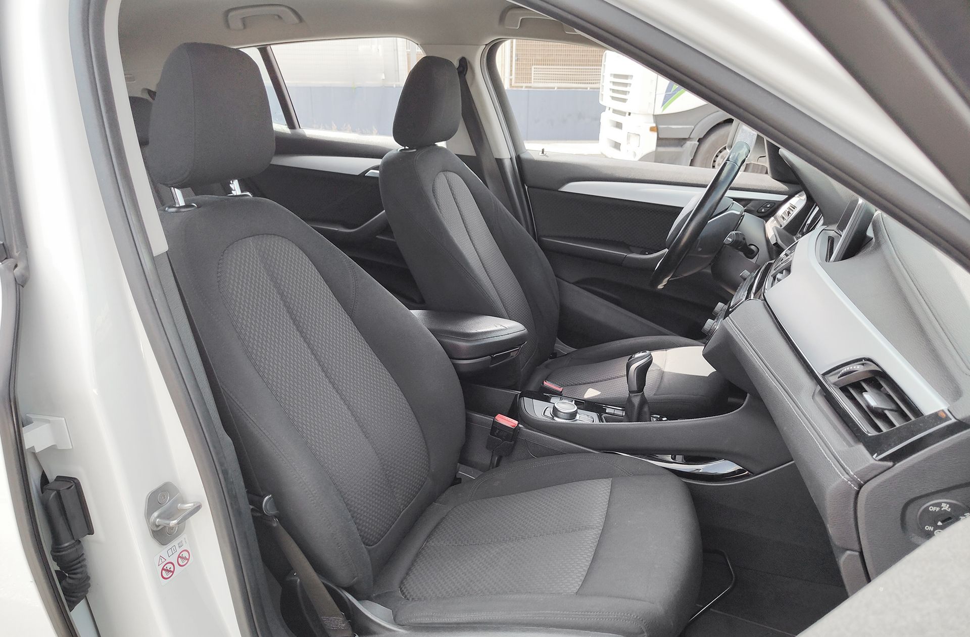 BMW X2 sDrive18d - foto 18