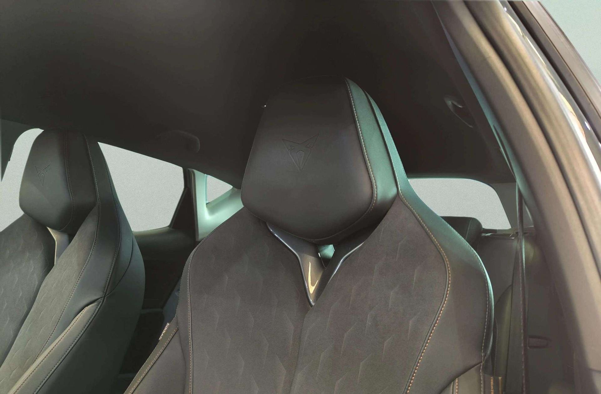 SEAT León 2.0 TSI FR DSG - foto 8