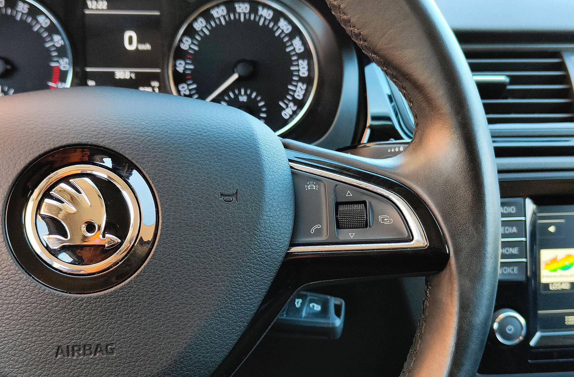 Škoda Spaceback 1.4 TDI CR Like - foto 22