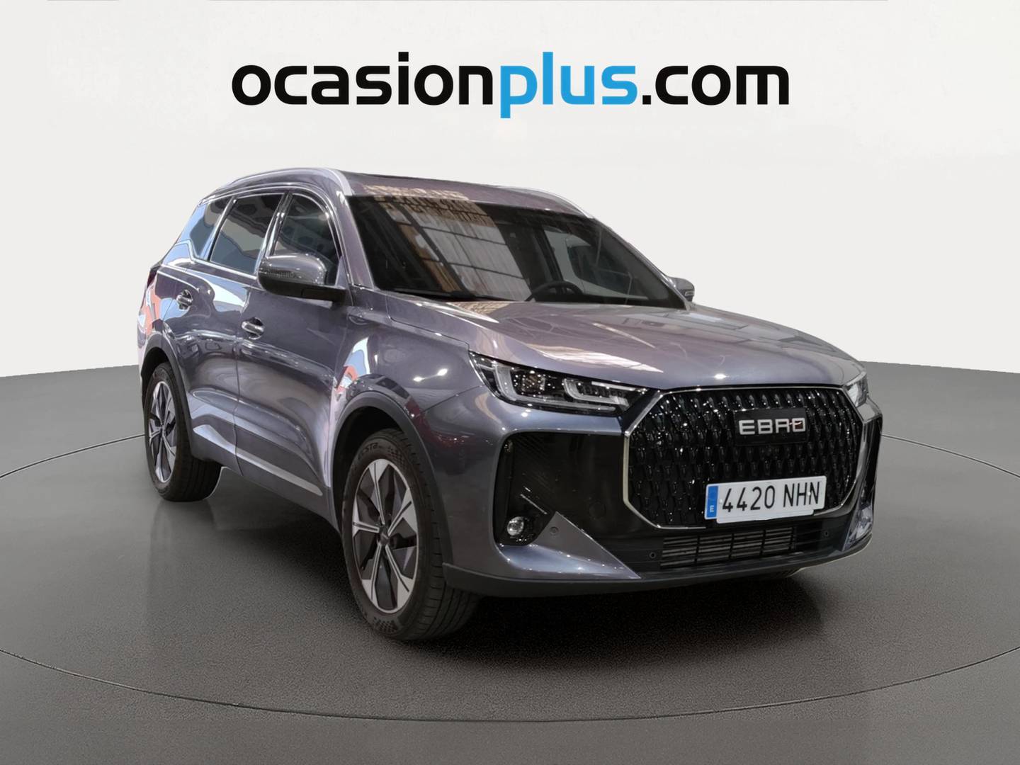 Foto delantera EBRO S700 EBRO S700 1.6 TGDI Luxury 7 DCT (147 CV) derecha