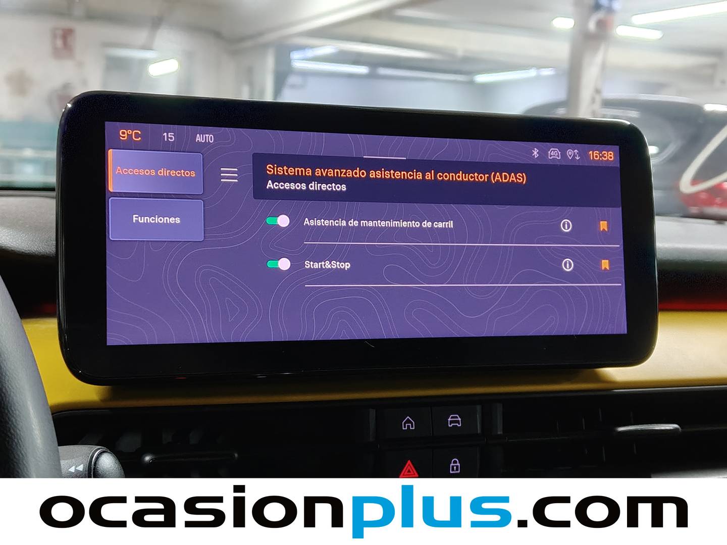 Foto Jeep Avenger Jeep Avenger 1.2 G Summit (100 CV)