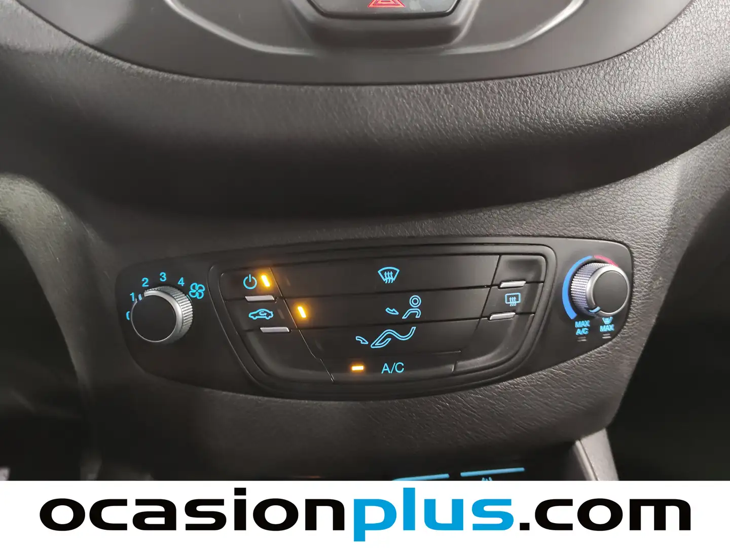 Foto Ford Tourneo Courier Ford Tourneo Courier 1.5 TDCi Ambiente  (95 CV)