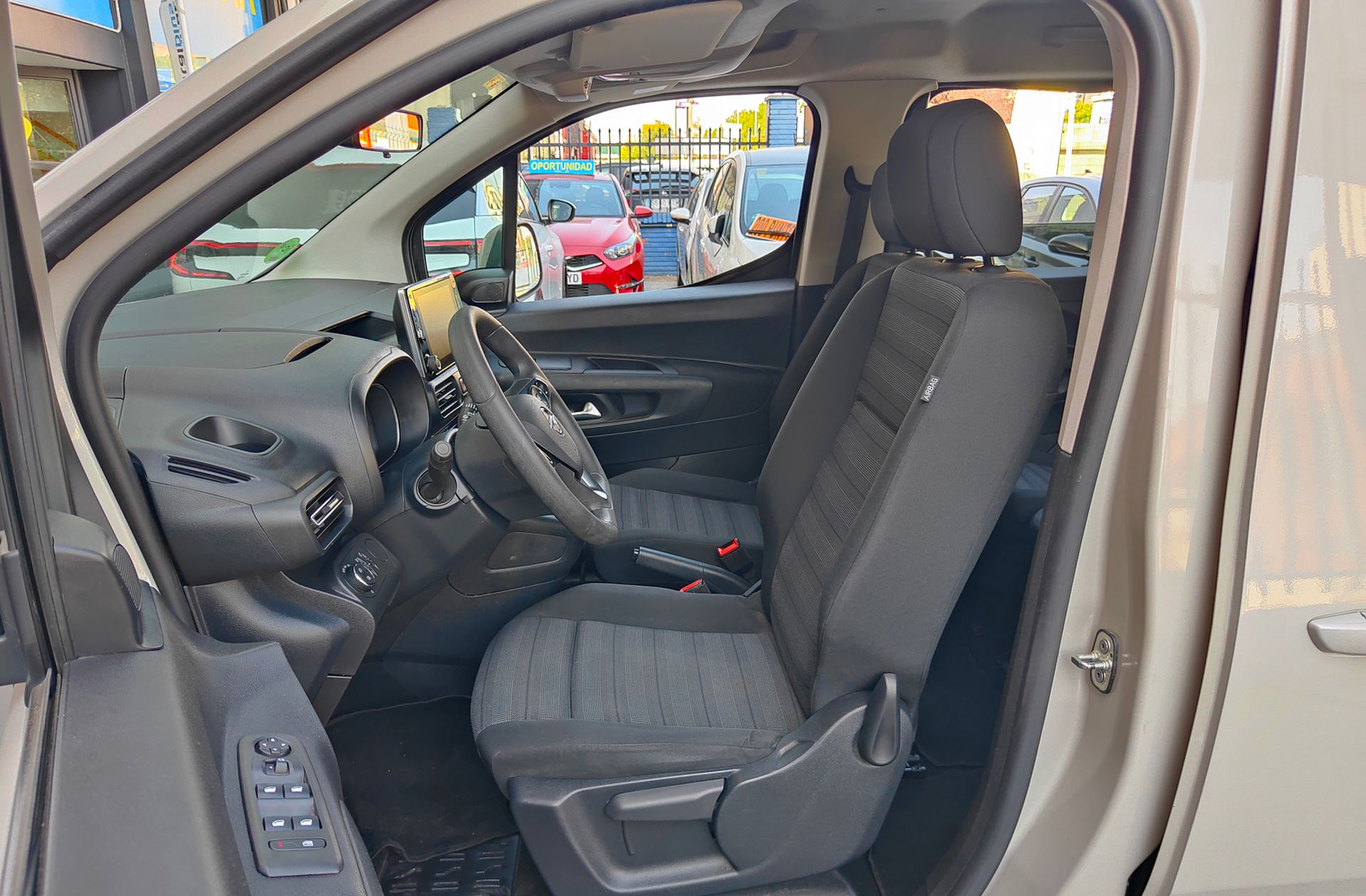 Opel Combo 1.5 TD Selective L - foto 9