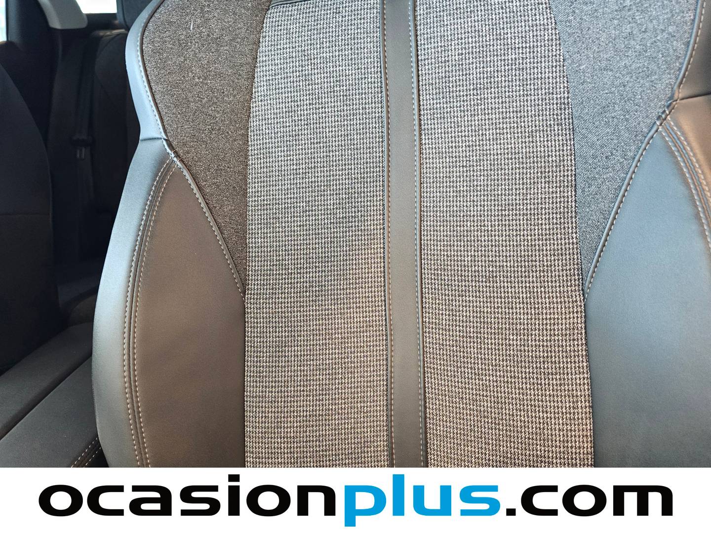 Extras y acabados del Peugeot 3008 Peugeot 3008 PureTech 130 S&S Allure (130 CV)