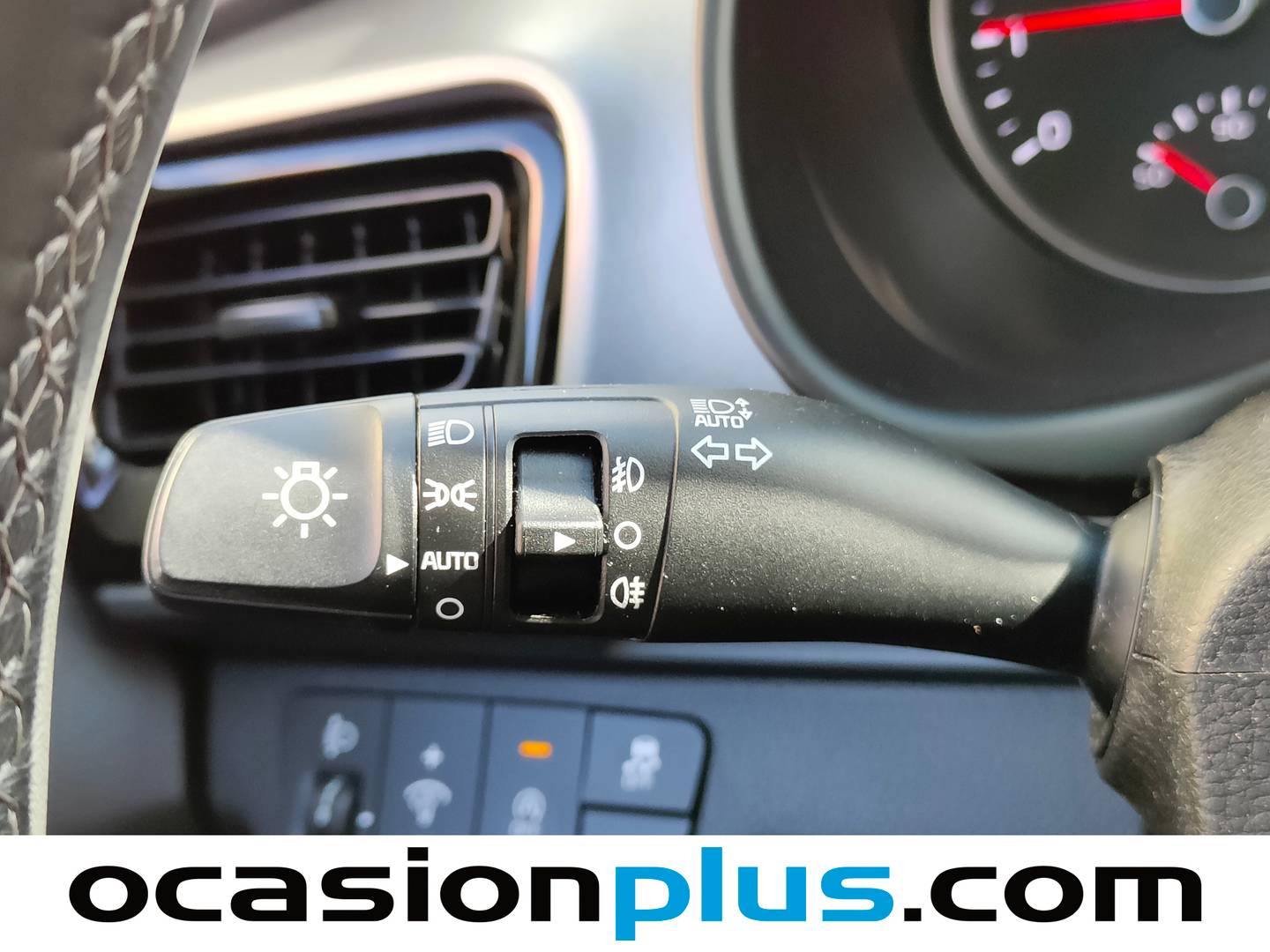 Acabados KIA Stonic KIA Stonic 1.0 T-GDi MHEV Drive iMT (100 CV)