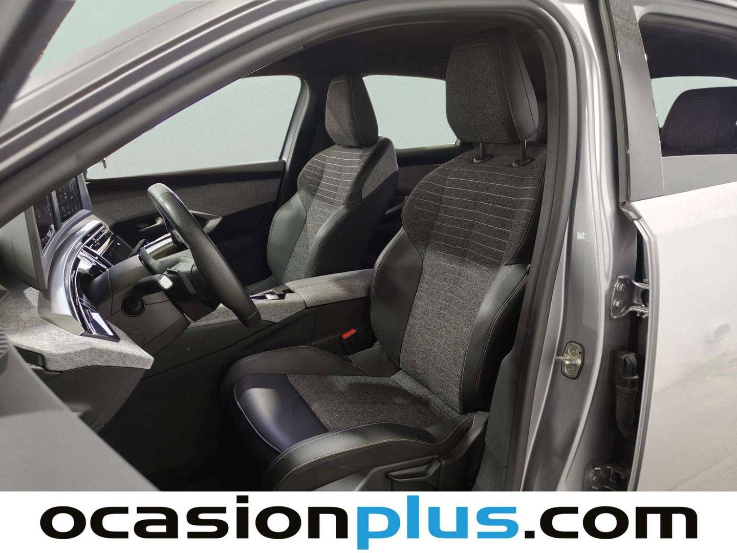Foto asientos delanteros Peugeot 3008 Hybrid Peugeot 3008 Hybrid 145 Allure eDCS6 (145 CV)