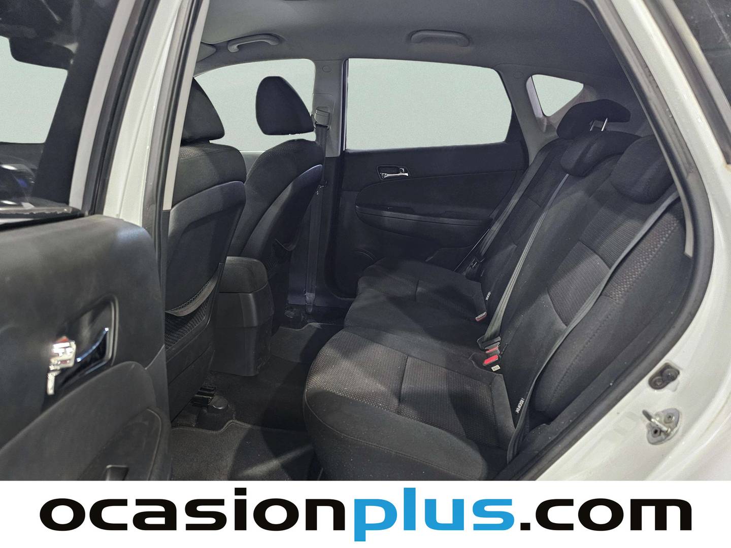Foto asientos traseros Hyundai i30 Hyundai i30 1.6 CRDI Comfort GL (90 CV)