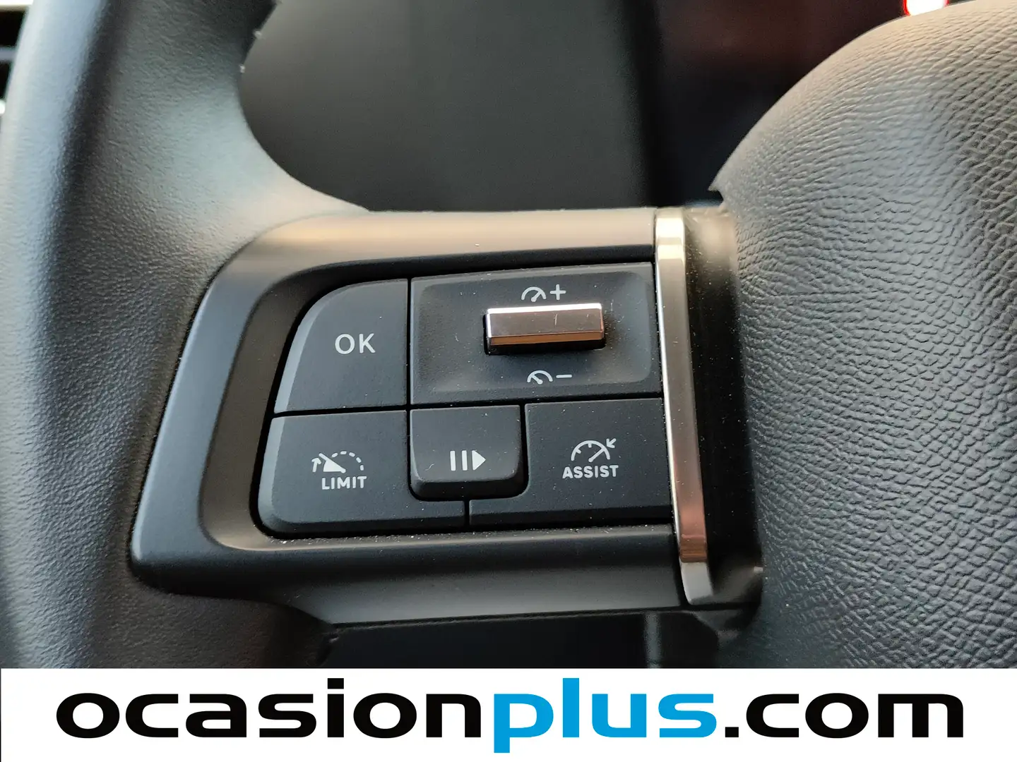 Foto Citroën C4 X Citroen C4 X PureTech 100 S&S 6v You  (102 CV)