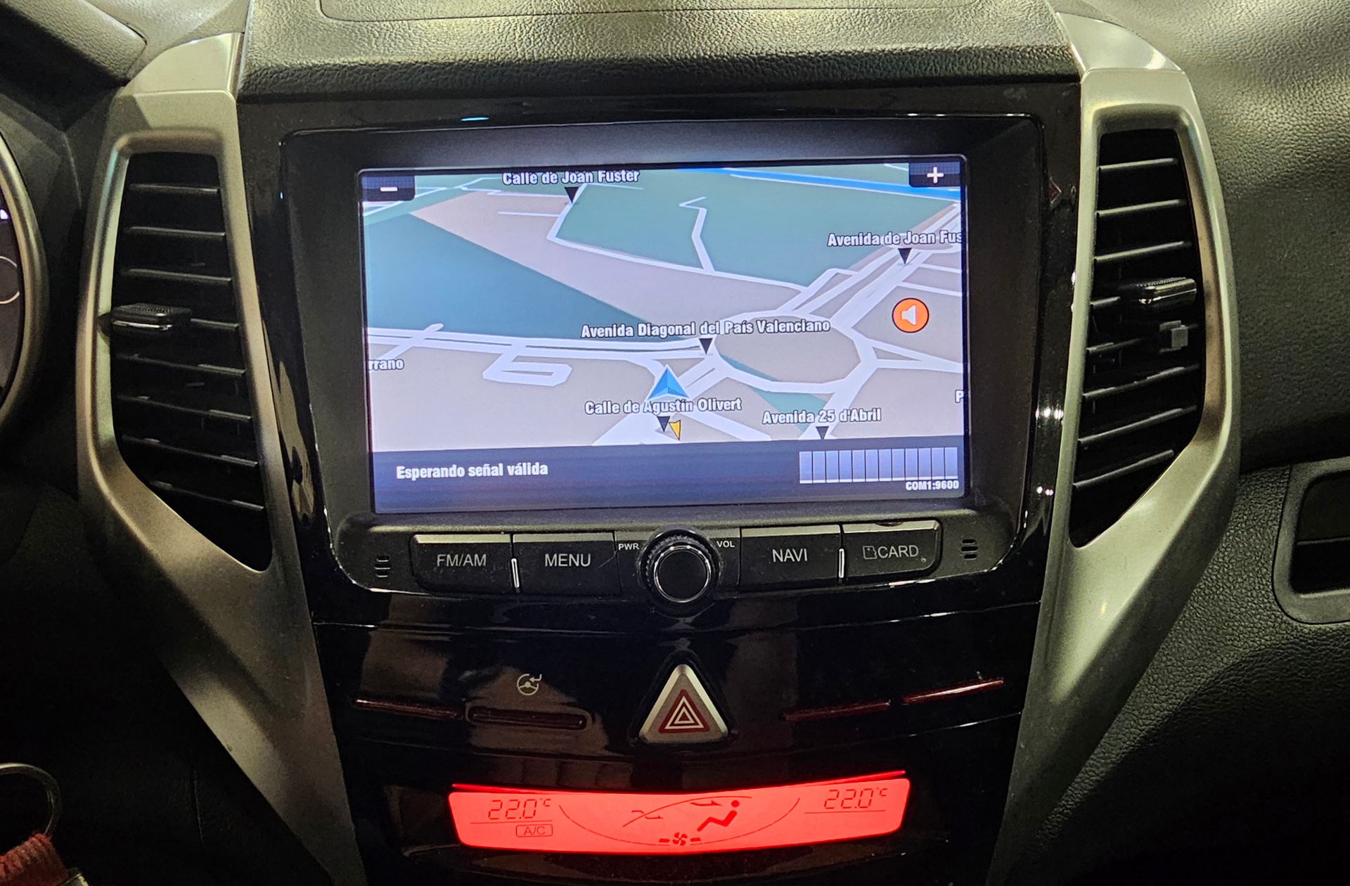 SsangYong Tivoli D16T Premium 4x2 - foto 8