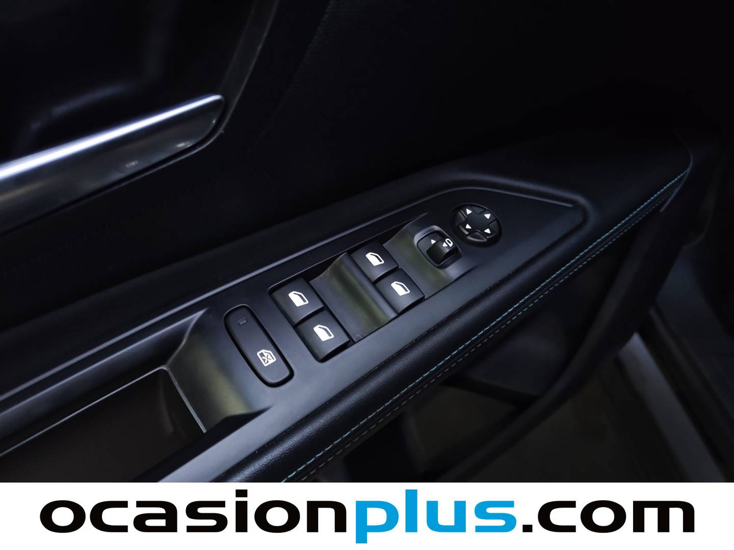 Foto Peugeot 5008 Peugeot 5008 PureTech 130 S&S Allure EAT8 (130 CV)