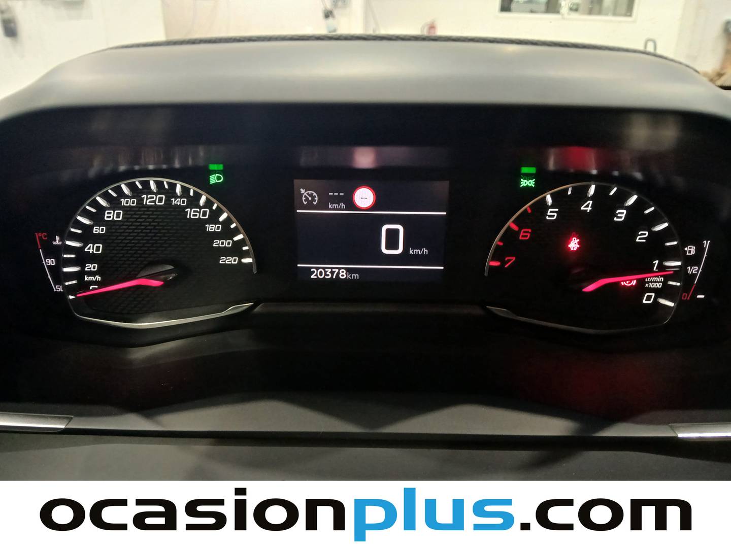 Foto Peugeot 208 Peugeot 208 PureTech 100 Allure (100 CV)