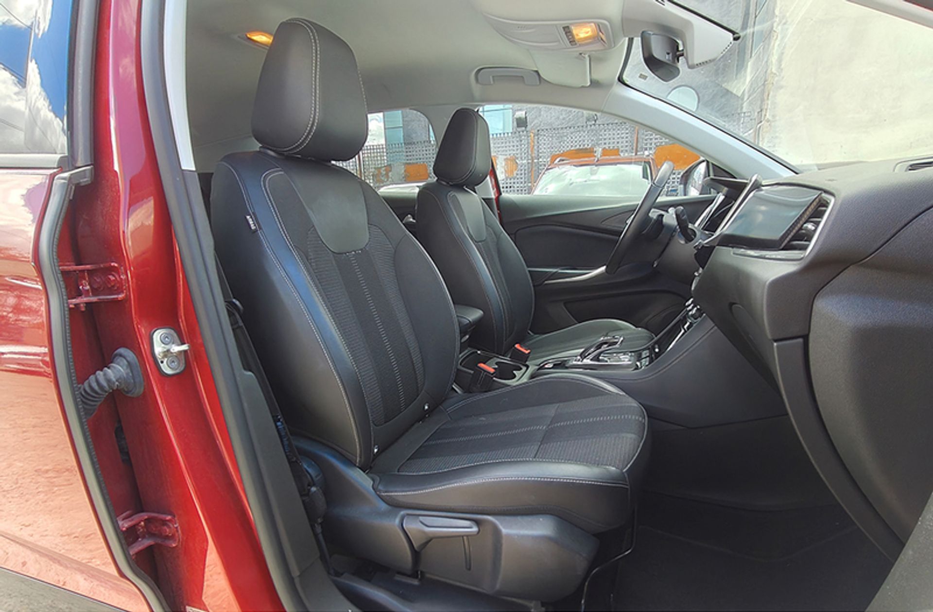 Opel Grandland 1.6 Turbo PHEV GS - foto 24
