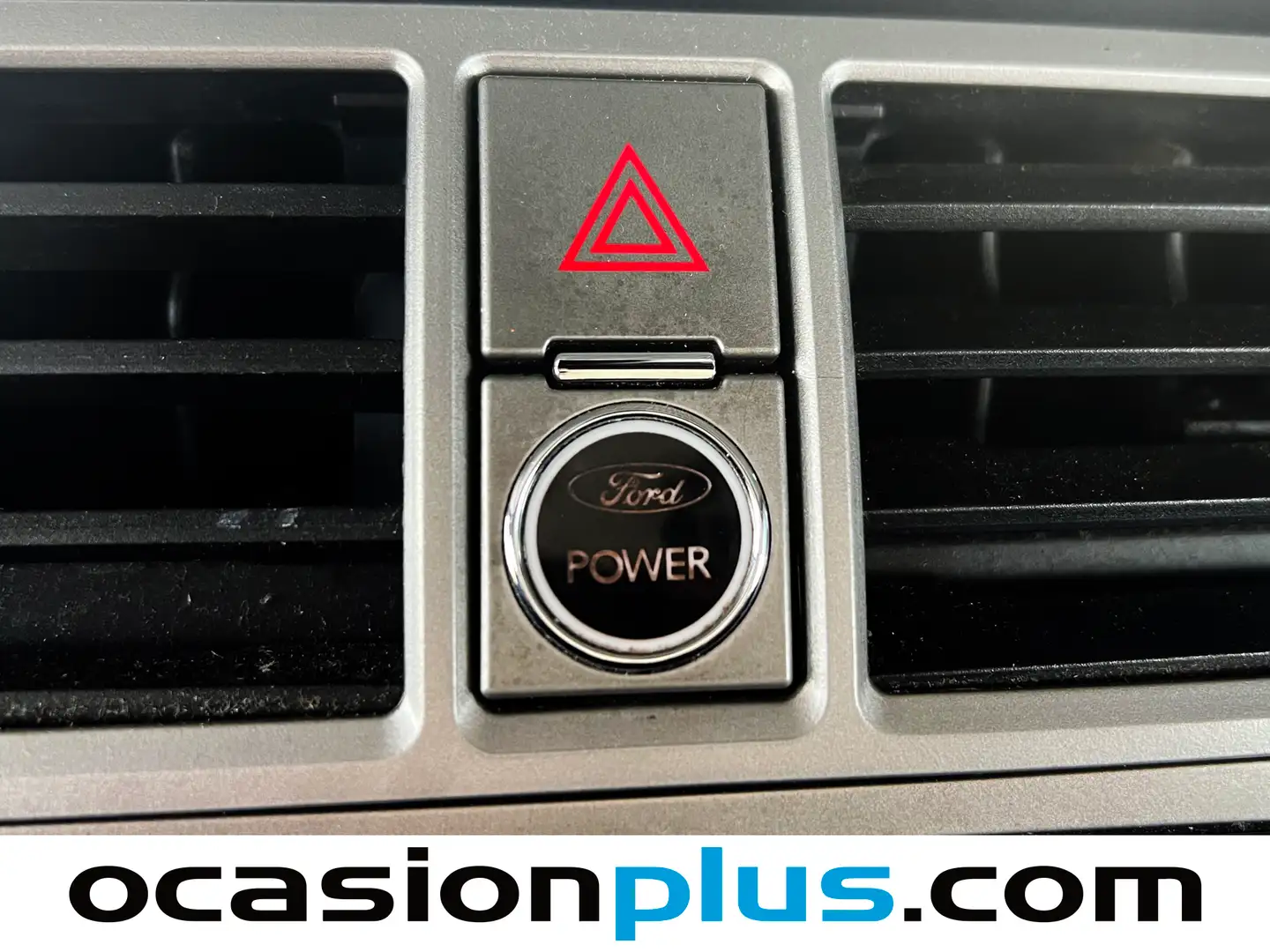 Foto Ford Kuga Ford Kuga 2.0 TDCI Titanium 4WD Powershift (140 CV)