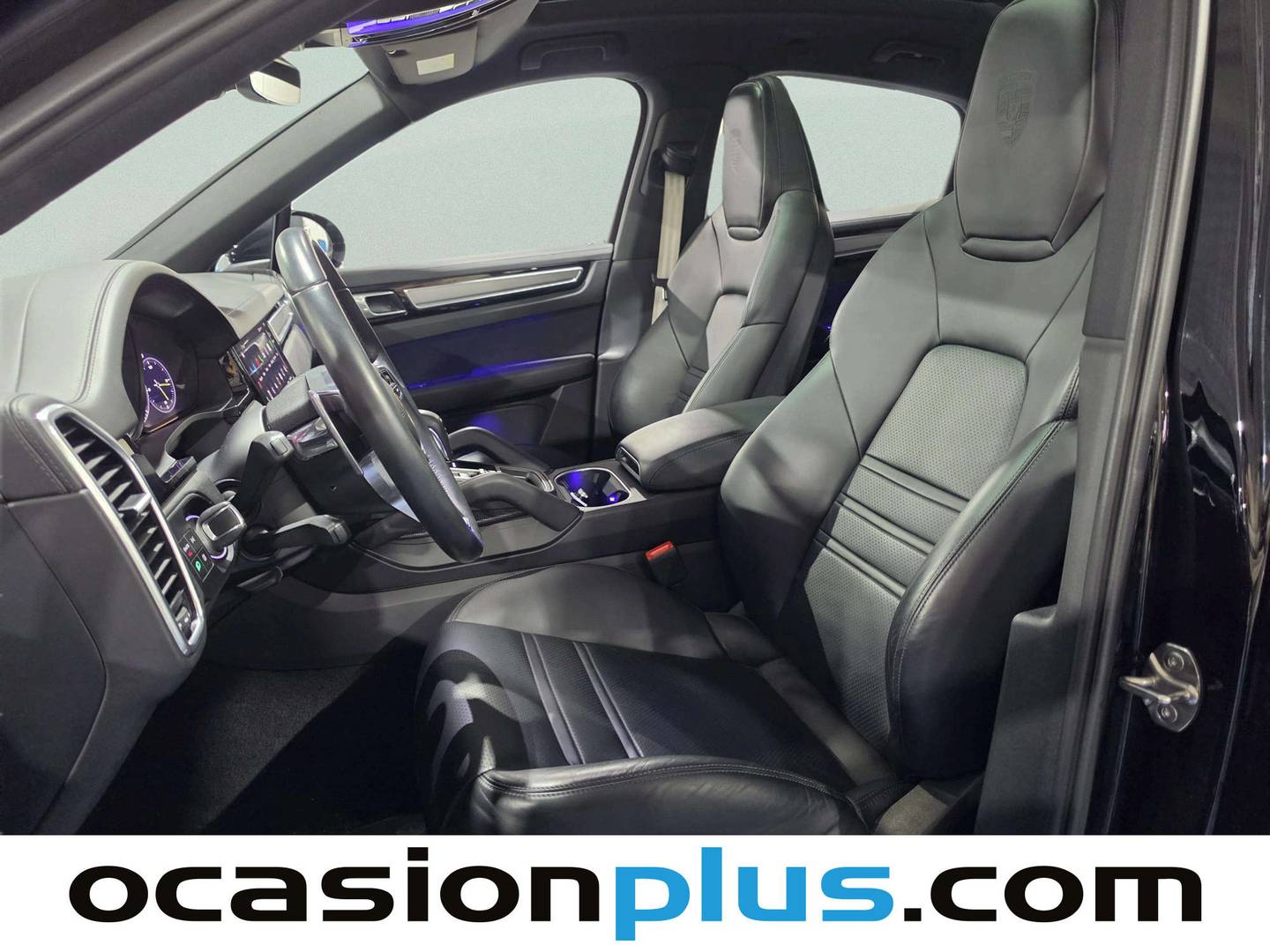 Foto asientos delanteros Porsche Cayenne Coupé Porsche Cayenne Coupé Coupé E-Hybrid Platinum Edition (462 CV)