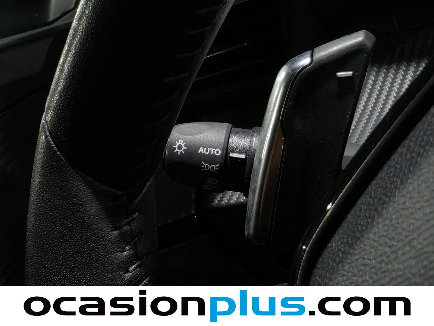 Peugeot 2008 Peugeot 2008 Allure Hybrid eDCS6 (145 CV) de ocasión